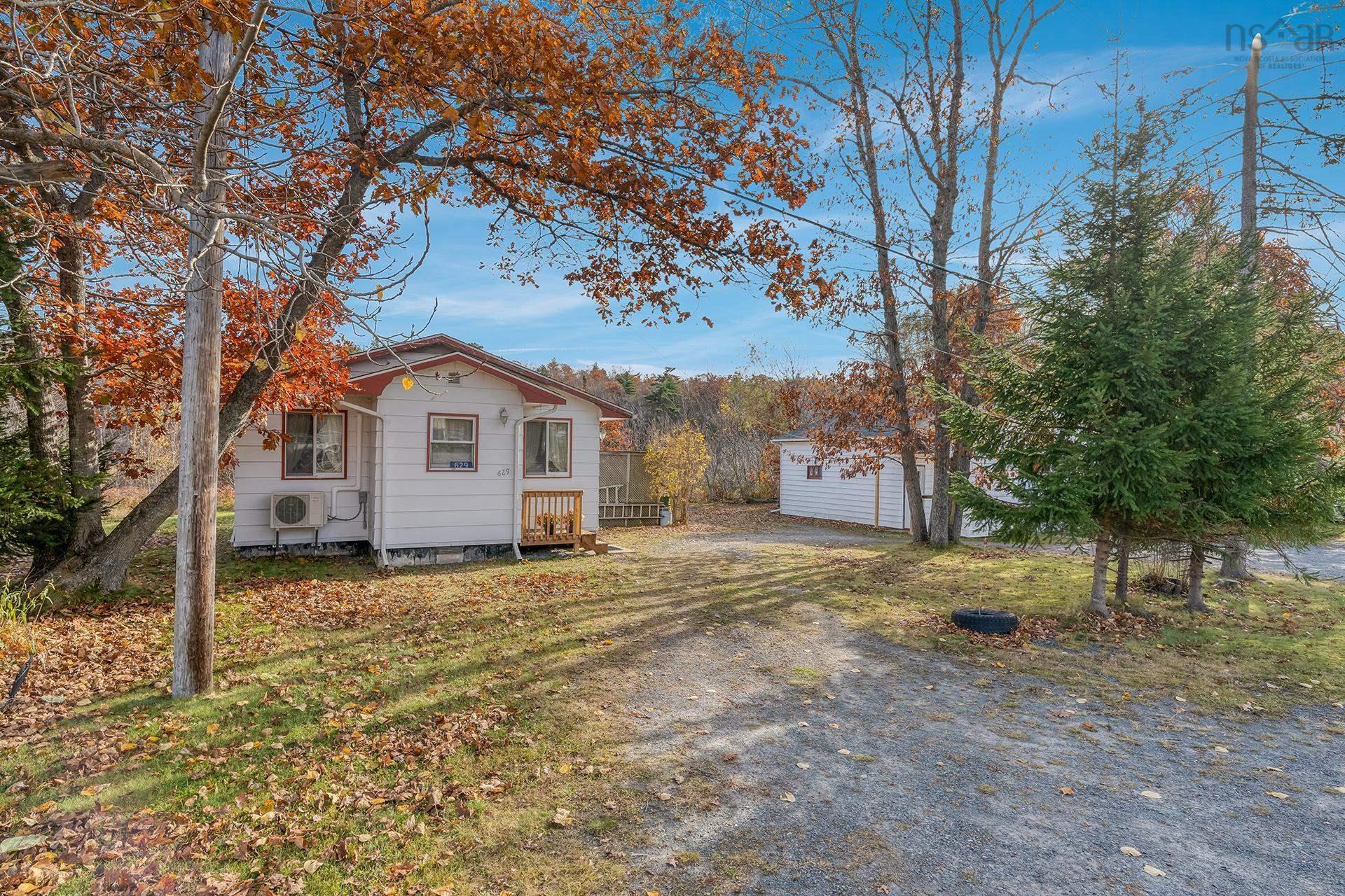 621 Rocky Lake, Bedford, NS, 3 Bedrooms Bedrooms, ,2 BathroomsBathrooms,Residential,For Sale,Rocky Lake,202426233