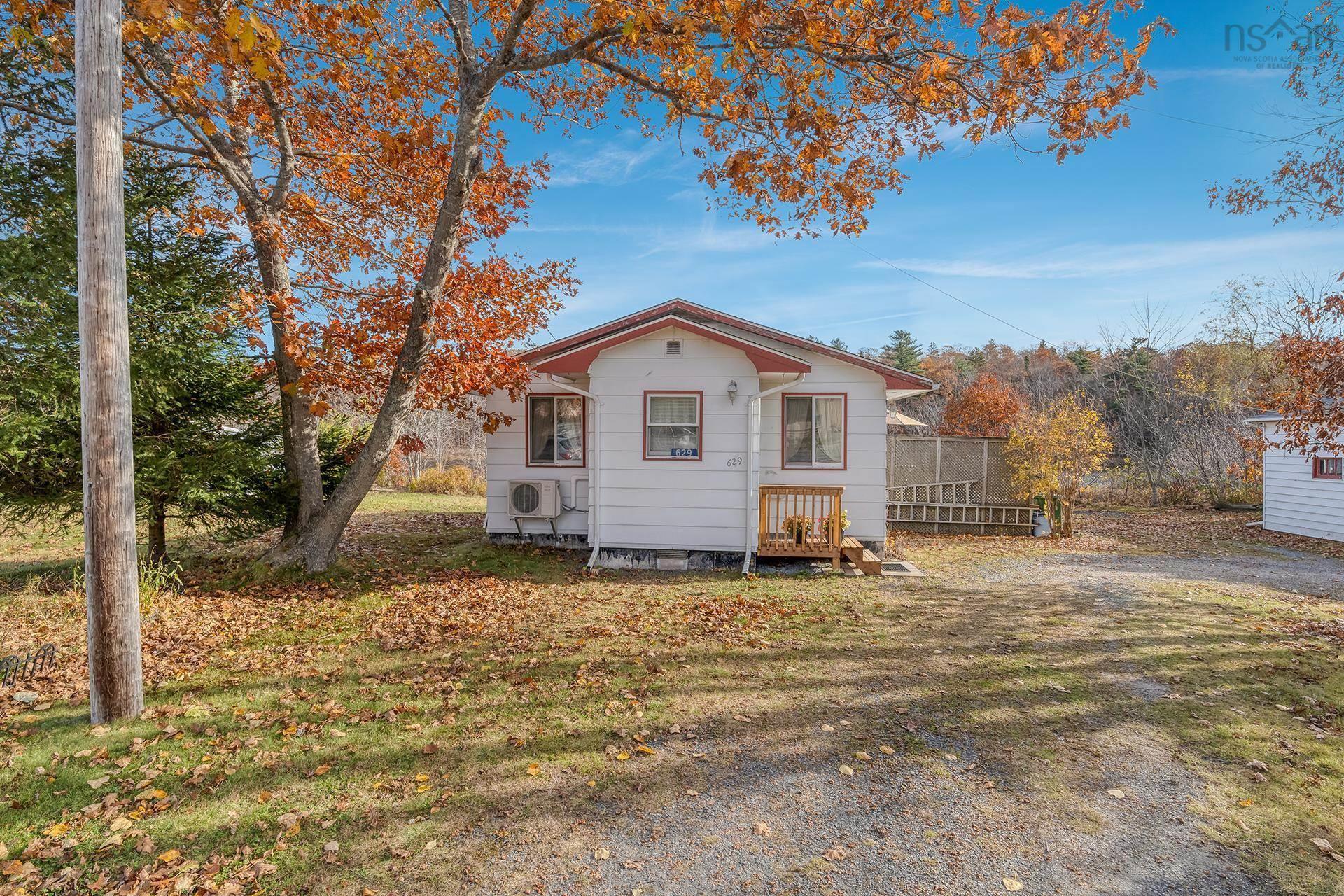 621 Rocky Lake, Bedford, NS, 3 Bedrooms Bedrooms, ,2 BathroomsBathrooms,Residential,For Sale,Rocky Lake,202426233