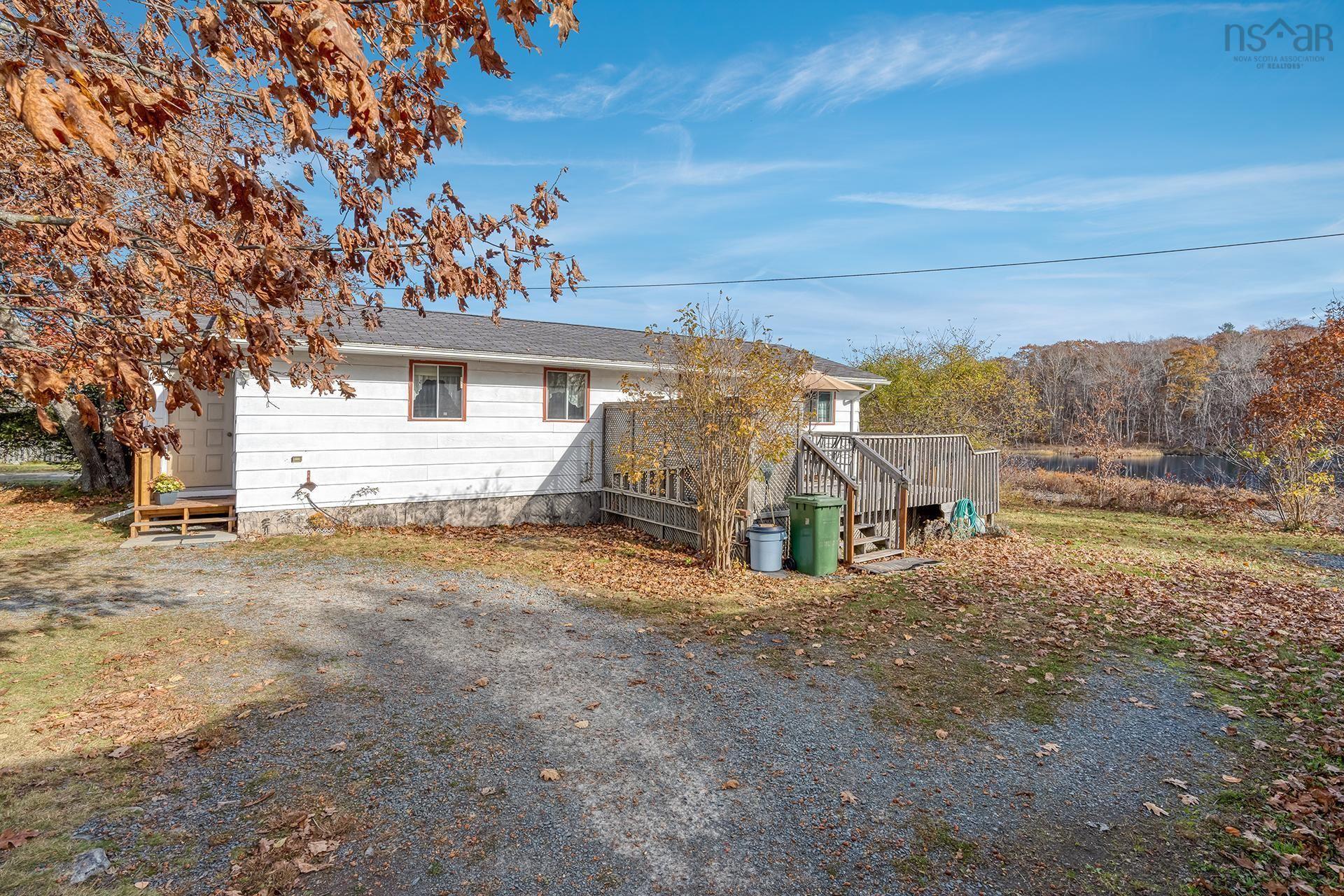 621 Rocky Lake, Bedford, NS, 3 Bedrooms Bedrooms, ,2 BathroomsBathrooms,Residential,For Sale,Rocky Lake,202426233