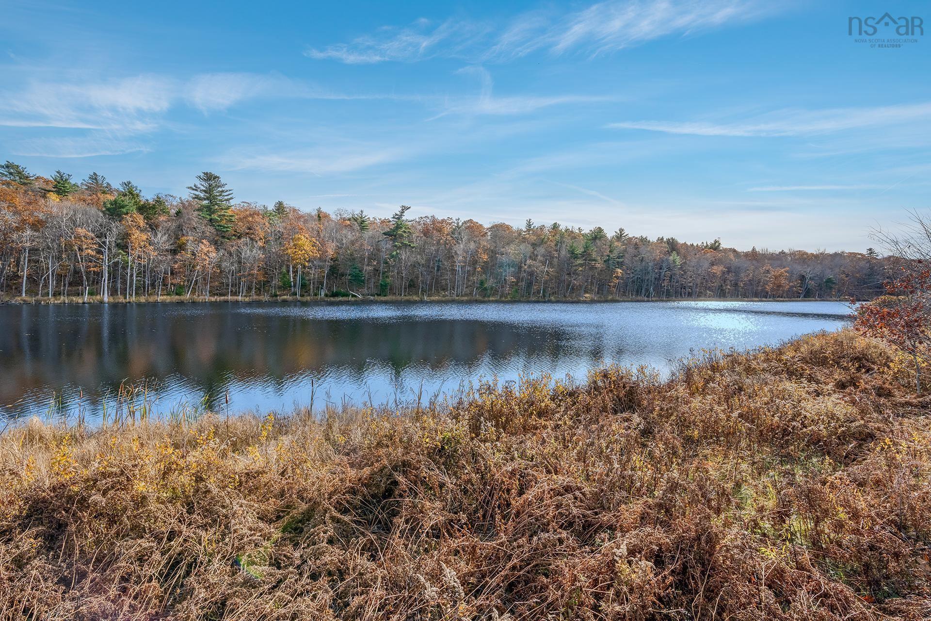 621 Rocky Lake, Bedford, NS, 3 Bedrooms Bedrooms, ,2 BathroomsBathrooms,Residential,For Sale,Rocky Lake,202426233