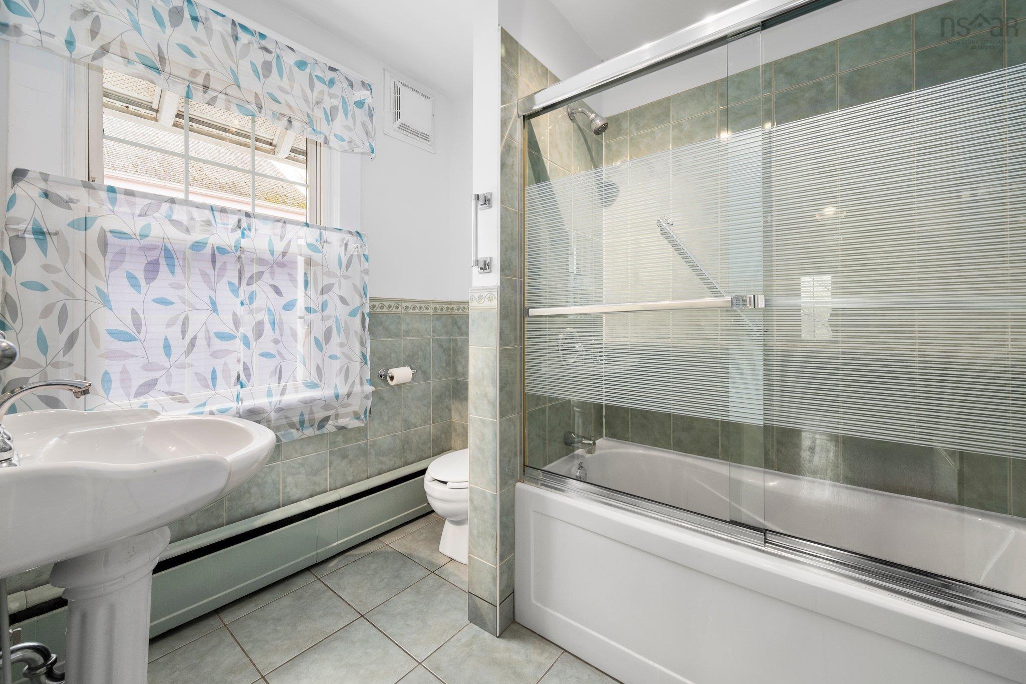 3264 Union, Halifax, NS, 3 Bedrooms Bedrooms, ,1 BathroomBathrooms,Residential,For Sale,Union,202510098