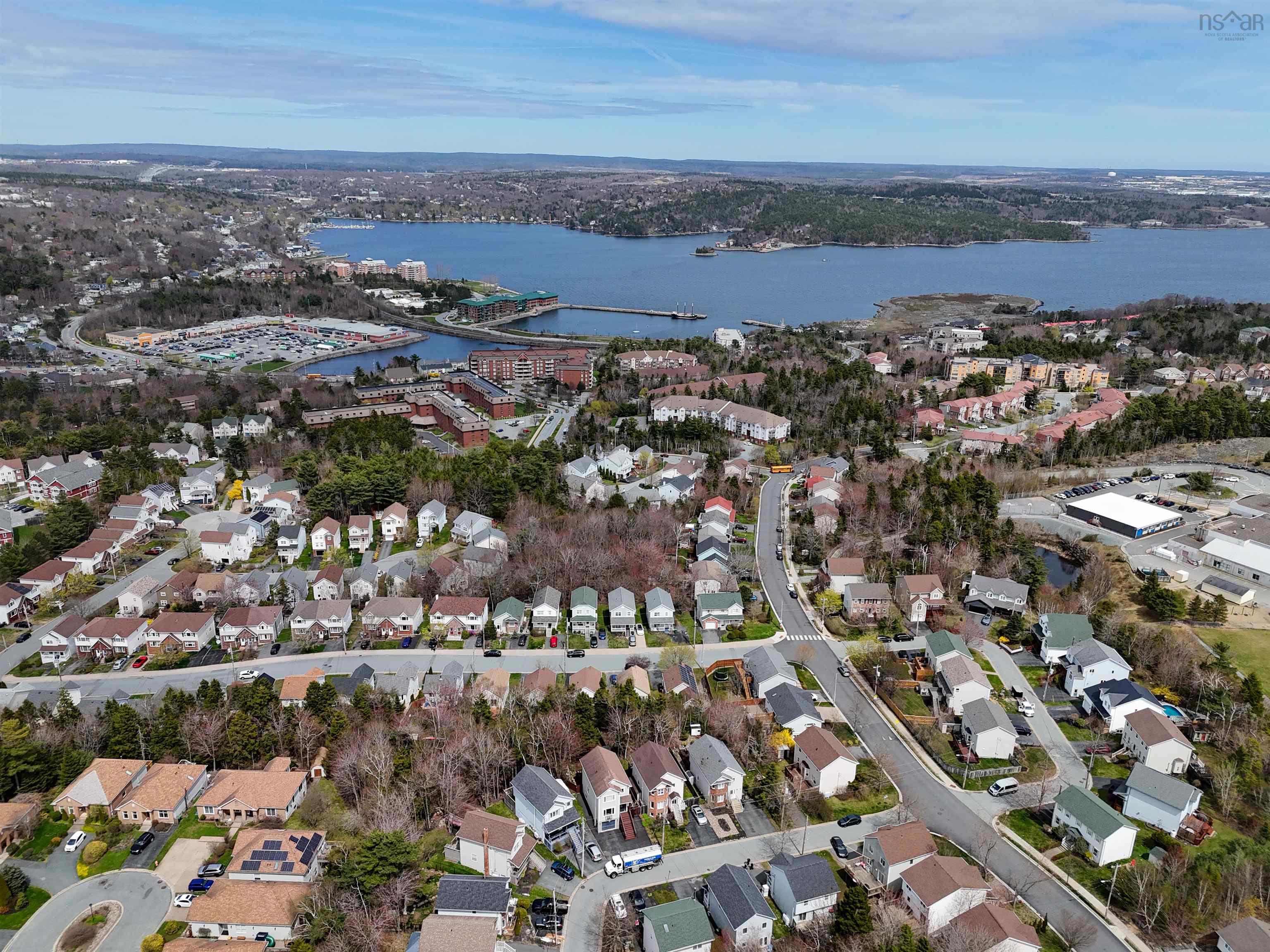 91 Royal Masts, Bedford, NS, 4 Bedrooms Bedrooms, ,2 BathroomsBathrooms,Residential,For Sale,Royal Masts,202510472