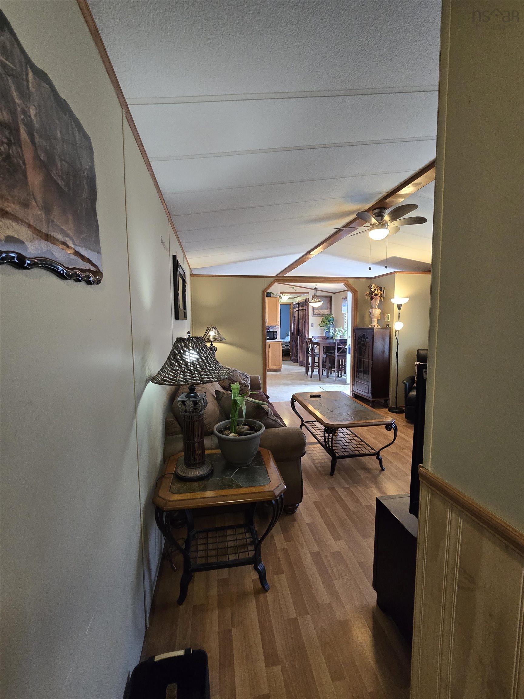 51 Earleton, Dartmouth, NS, 3 Bedrooms Bedrooms, ,2 BathroomsBathrooms,Residential,For Sale,Earleton,202512505