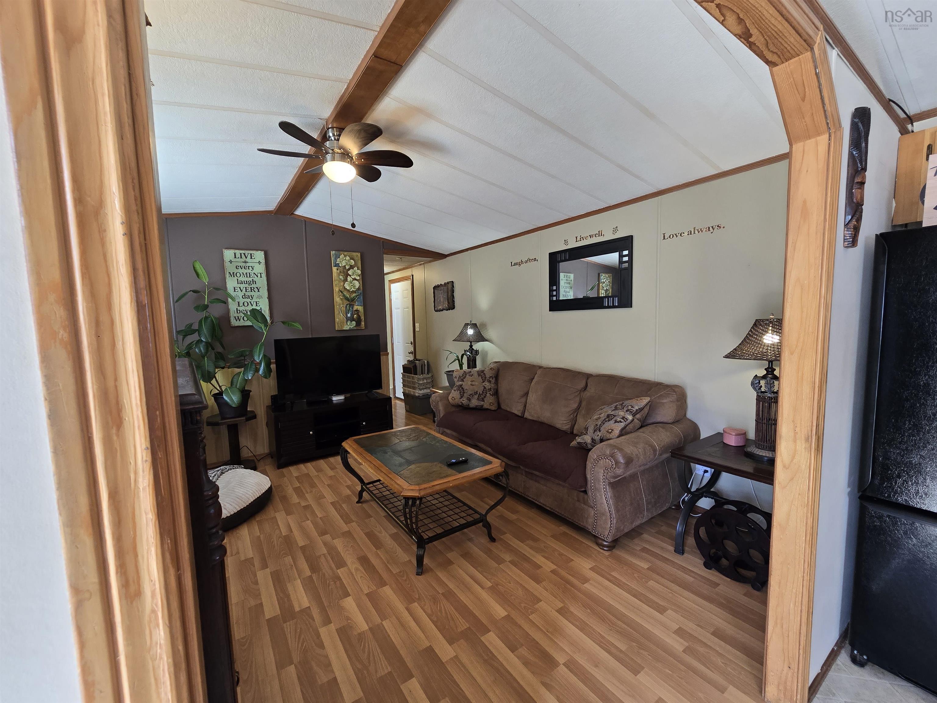 51 Earleton, Dartmouth, NS, 3 Bedrooms Bedrooms, ,2 BathroomsBathrooms,Residential,For Sale,Earleton,202512505