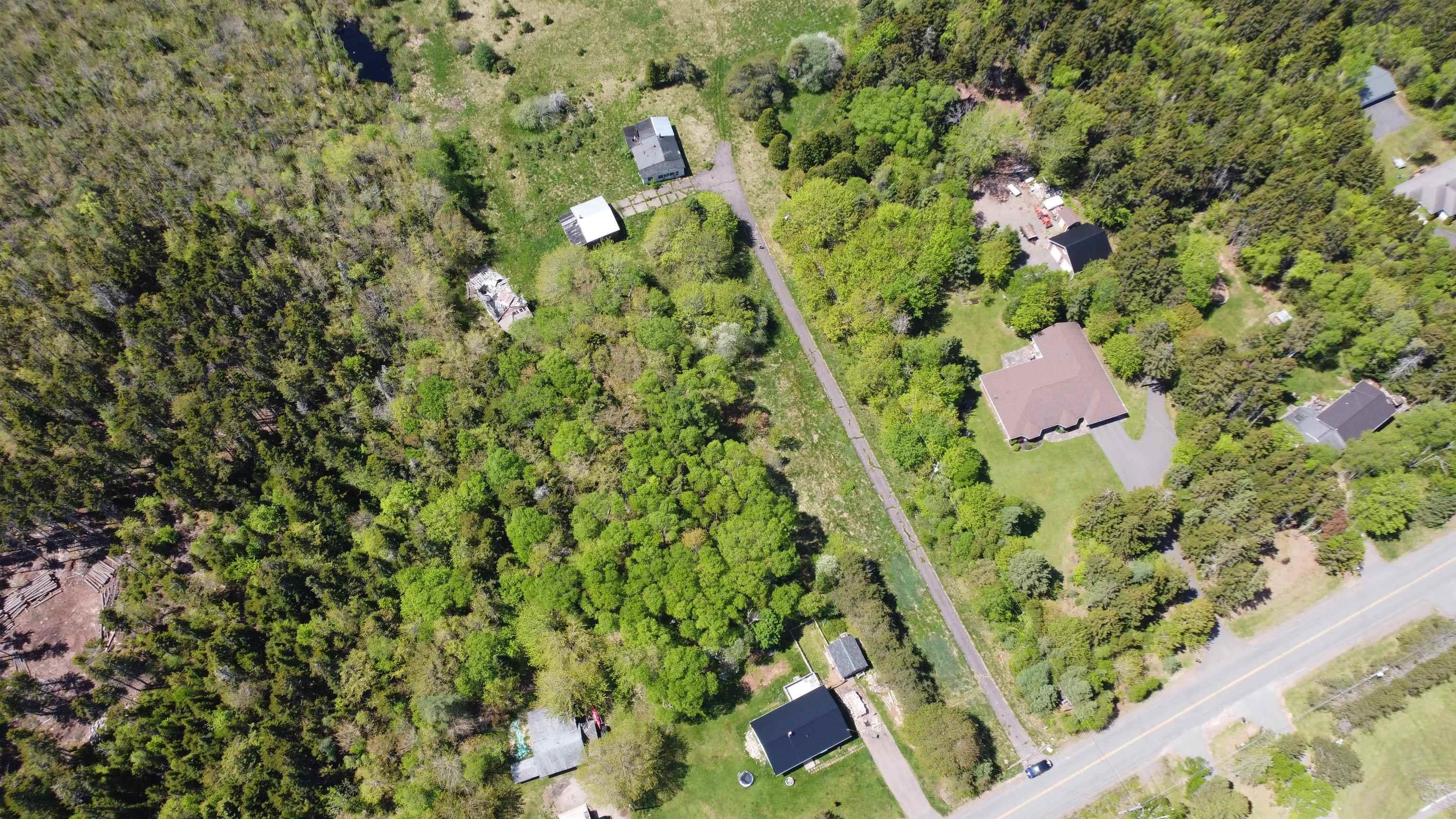 Aerial overview of property's location