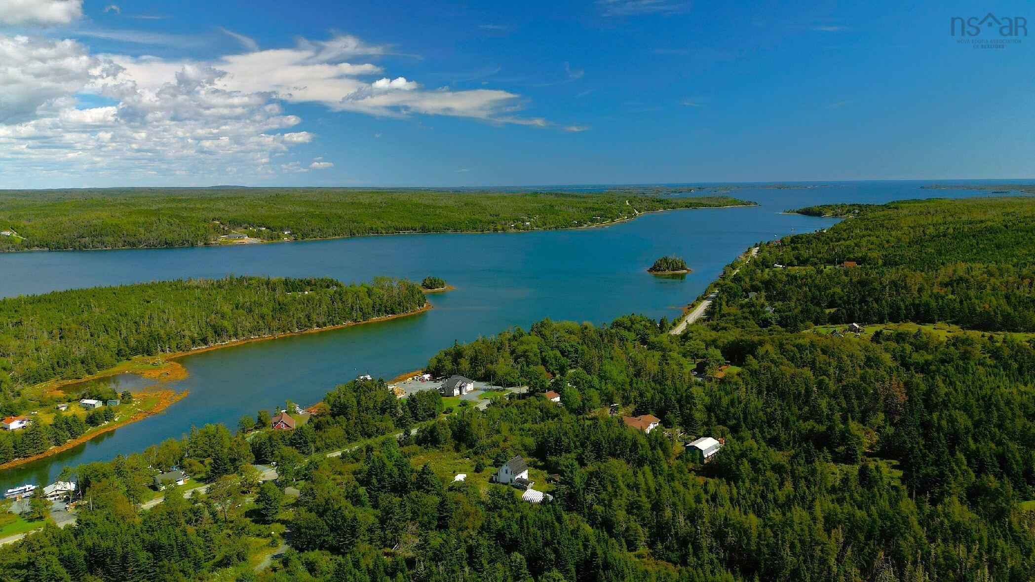 960 West Ship Harbour, Lower Ship Harbour, NS, 3 Bedrooms Bedrooms, ,1 BathroomBathrooms,Residential,For Sale,West Ship Harbour,202515564