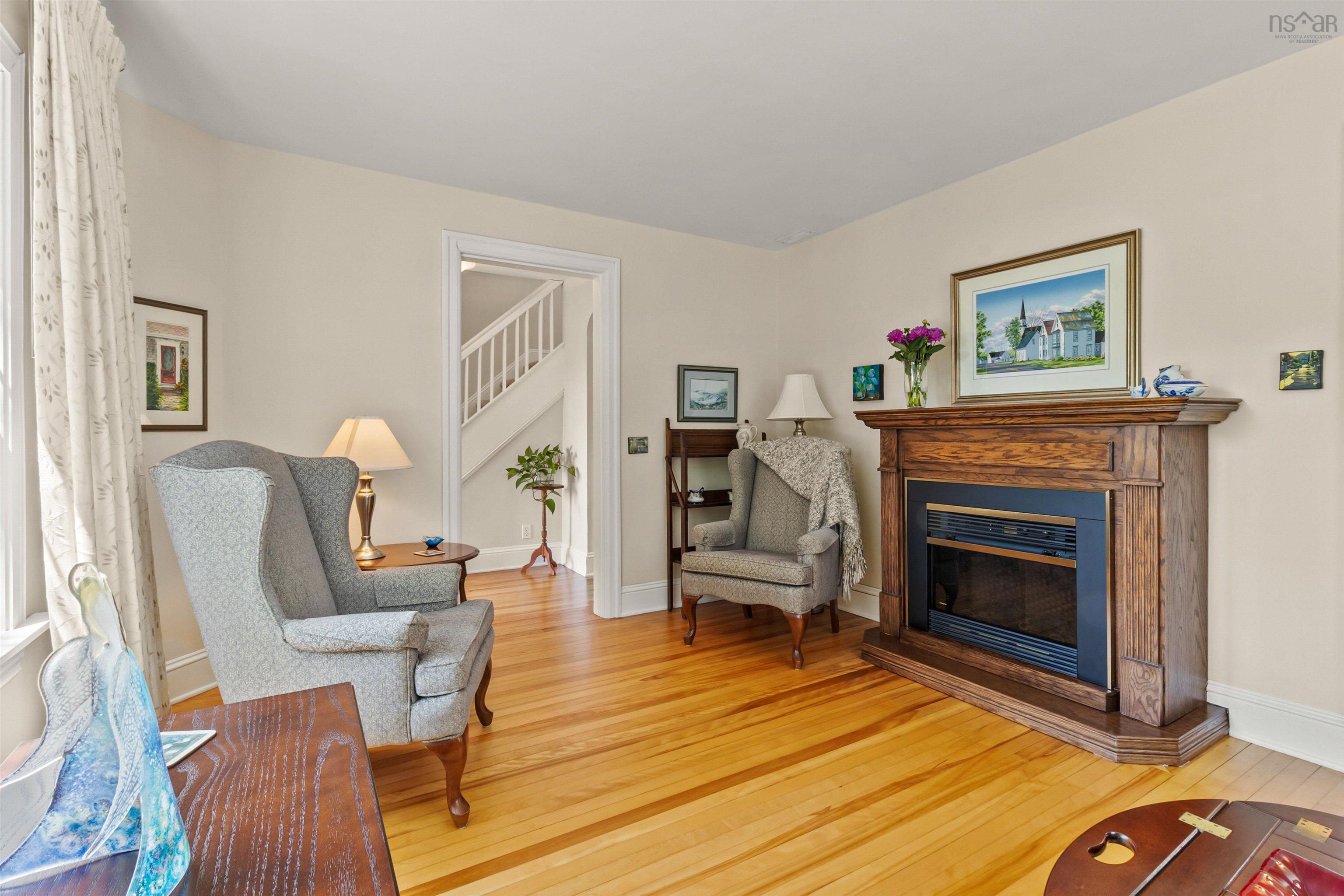 151 Pleasant, Dartmouth, NS, 3 Bedrooms Bedrooms, ,2 BathroomsBathrooms,Residential,For Sale,Pleasant,202519891