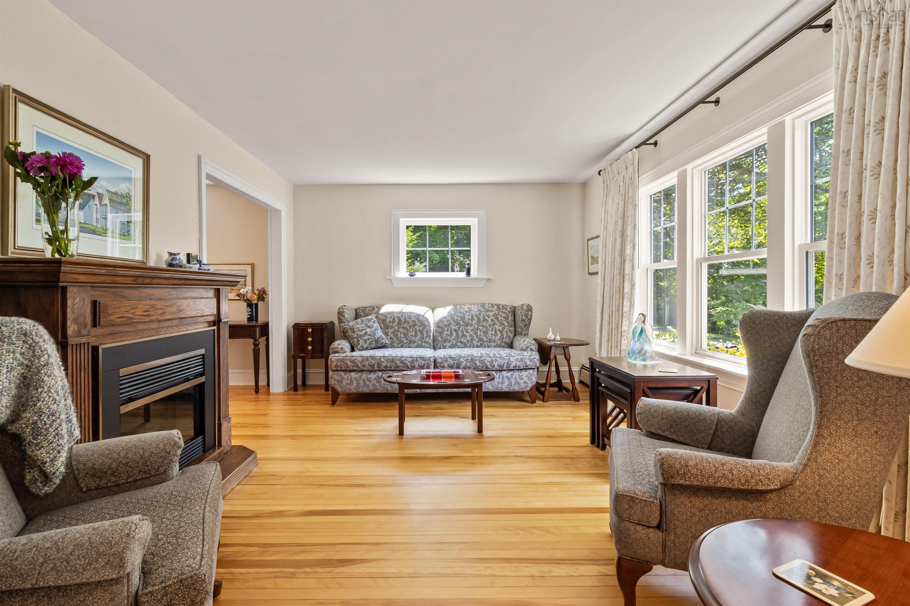 151 Pleasant, Dartmouth, NS, 3 Bedrooms Bedrooms, ,2 BathroomsBathrooms,Residential,For Sale,Pleasant,202519891