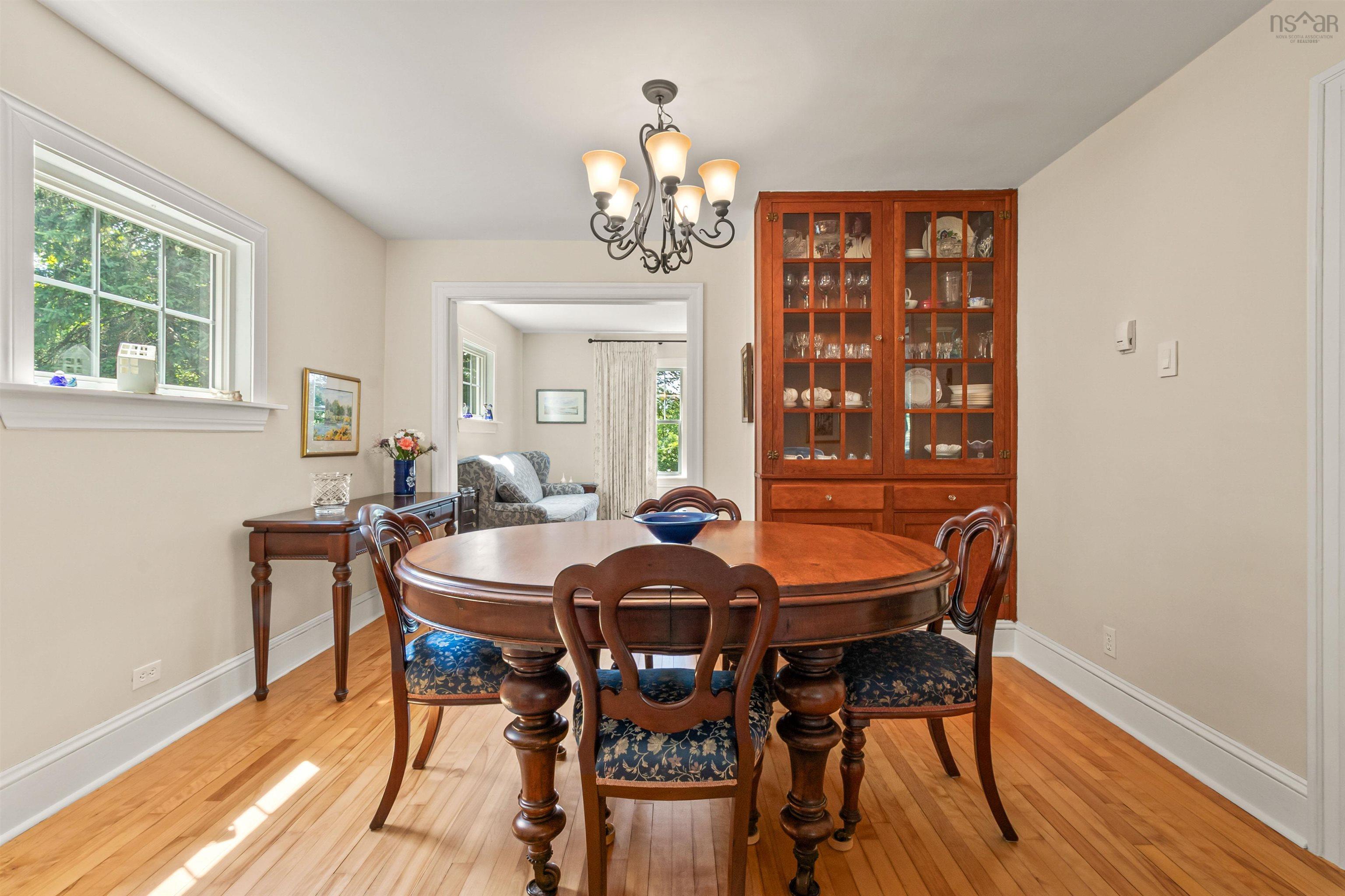 151 Pleasant, Dartmouth, NS, 3 Bedrooms Bedrooms, ,2 BathroomsBathrooms,Residential,For Sale,Pleasant,202519891