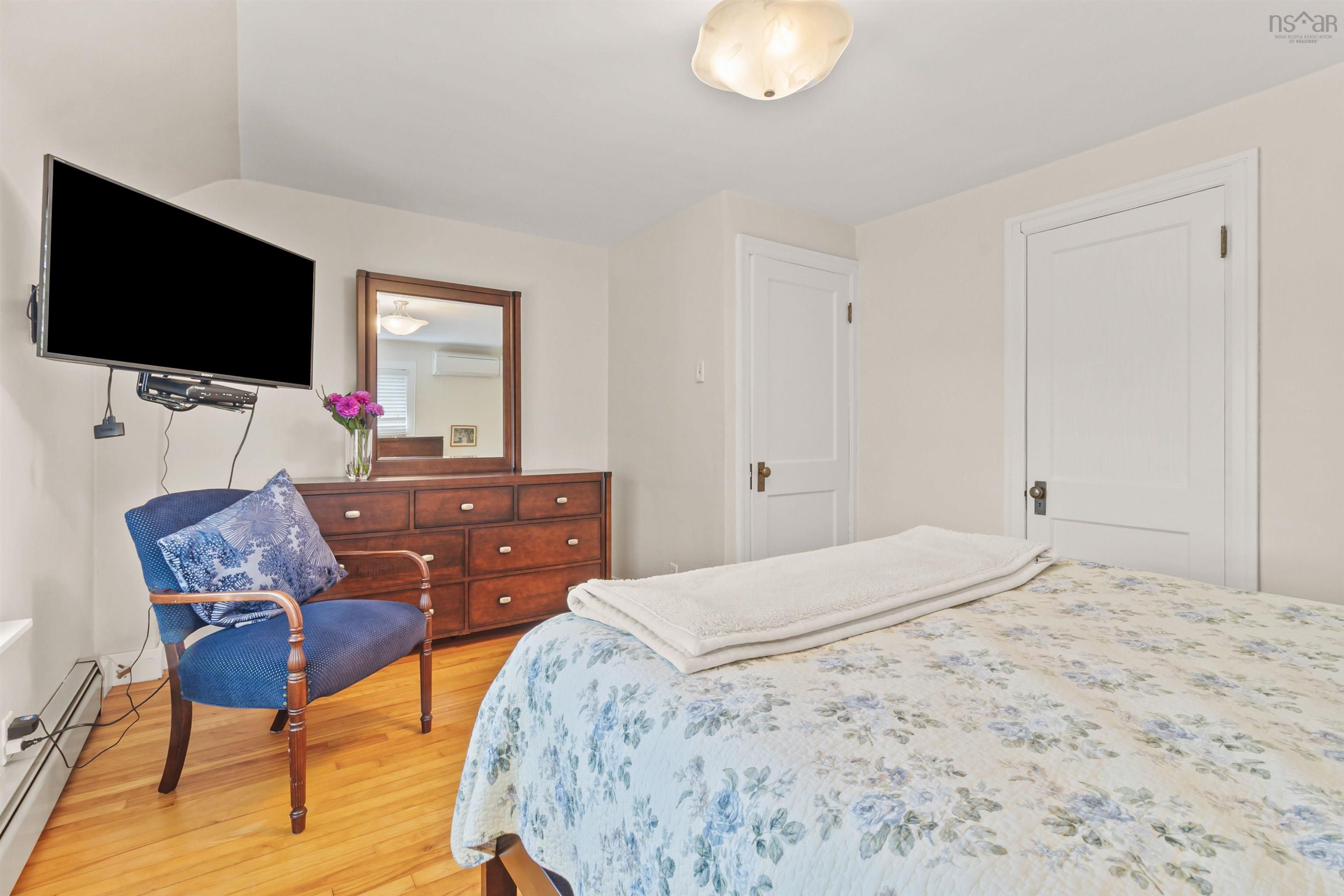 151 Pleasant, Dartmouth, NS, 3 Bedrooms Bedrooms, ,2 BathroomsBathrooms,Residential,For Sale,Pleasant,202519891