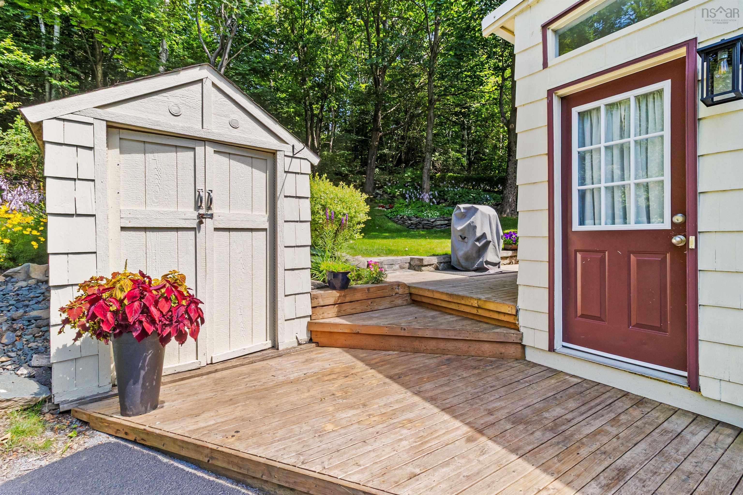 151 Pleasant, Dartmouth, NS, 3 Bedrooms Bedrooms, ,2 BathroomsBathrooms,Residential,For Sale,Pleasant,202519891