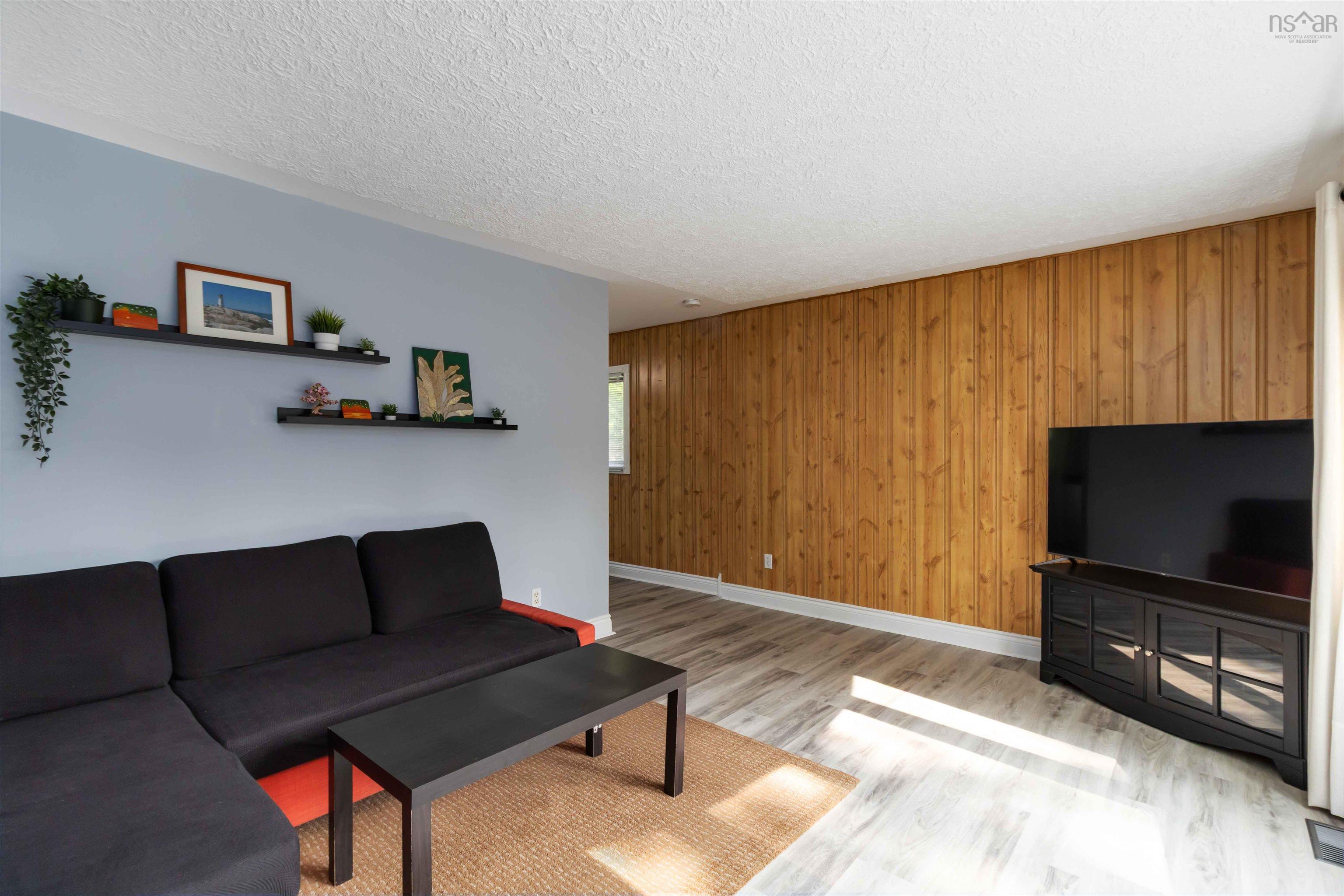 242 Spring Avenue, Dartmouth, NS, 4 Bedrooms Bedrooms, ,2 BathroomsBathrooms,Residential,For Sale,Spring Avenue,202520485