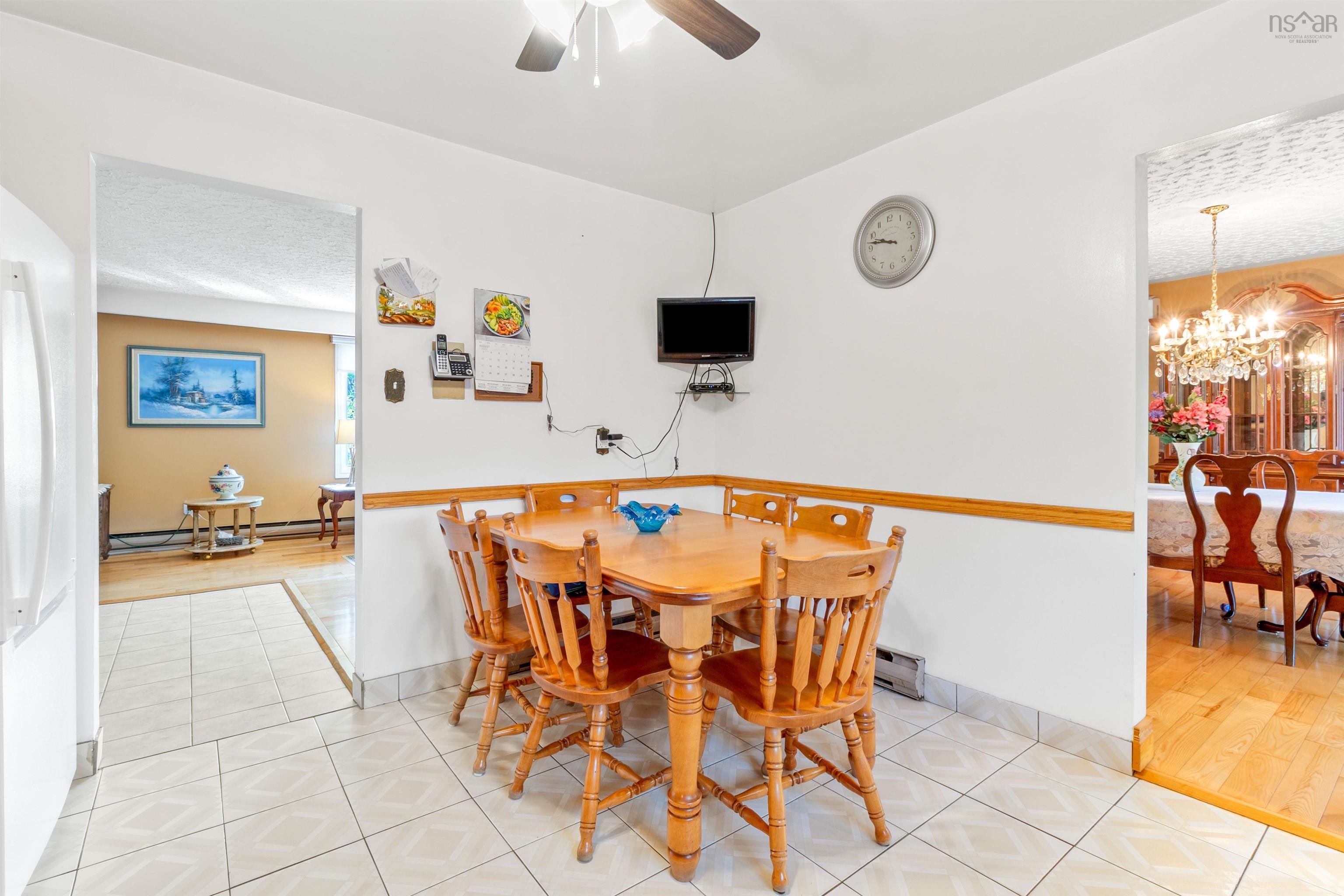 22 Parmbelle, Halifax, NS, 5 Bedrooms Bedrooms, ,3 BathroomsBathrooms,Residential,For Sale,Parmbelle,202521353