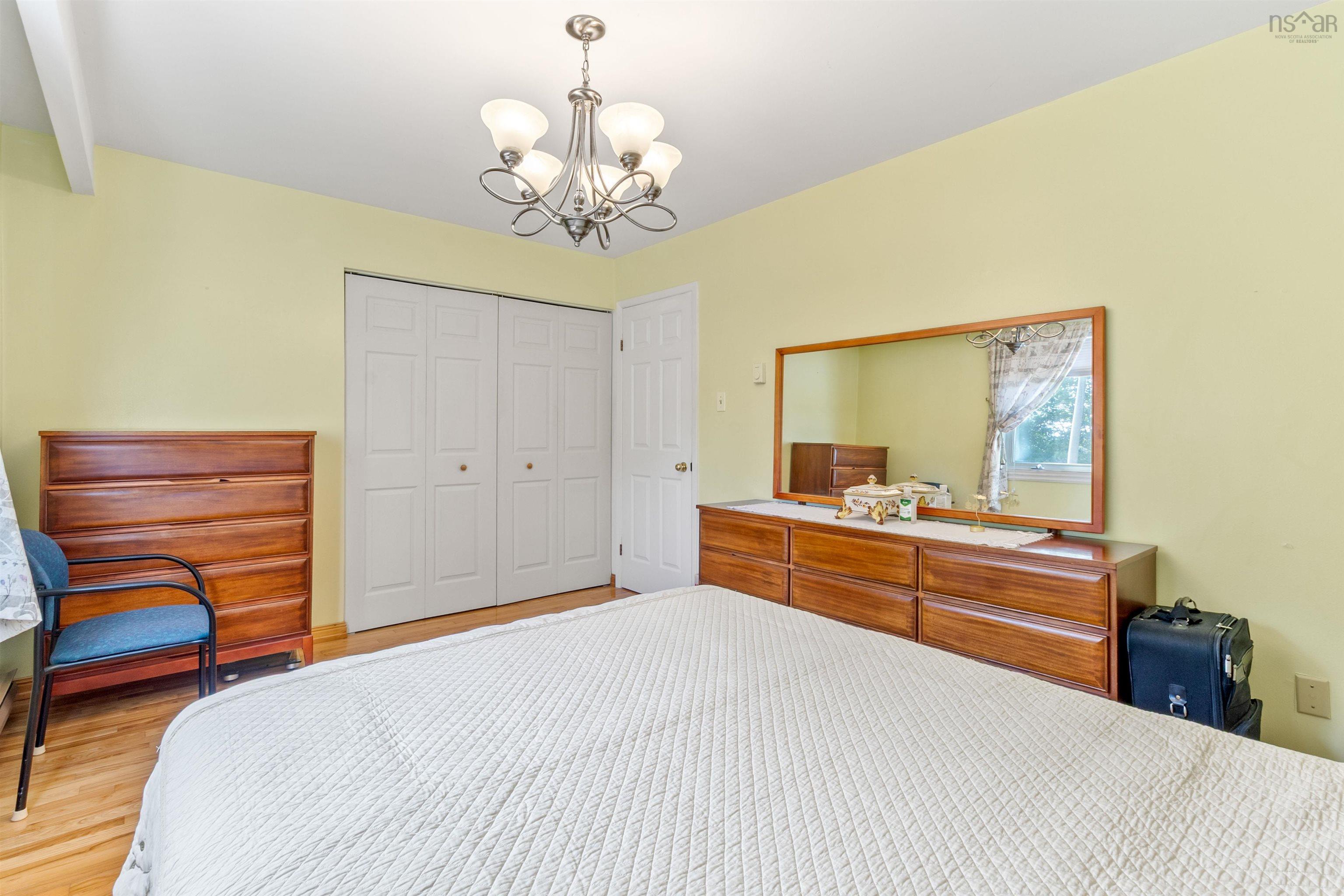 22 Parmbelle, Halifax, NS, 5 Bedrooms Bedrooms, ,3 BathroomsBathrooms,Residential,For Sale,Parmbelle,202521353