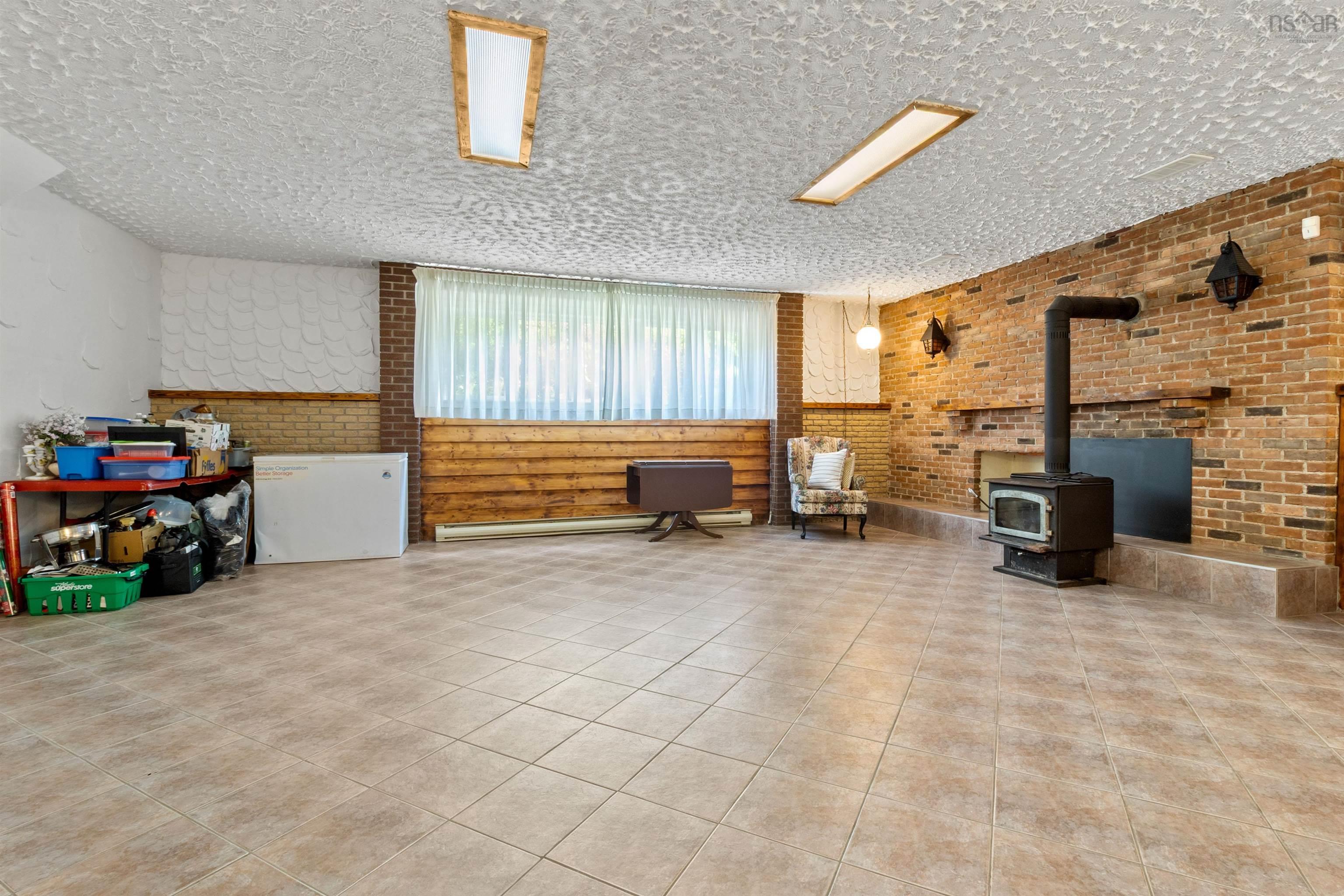 22 Parmbelle, Halifax, NS, 5 Bedrooms Bedrooms, ,3 BathroomsBathrooms,Residential,For Sale,Parmbelle,202521353