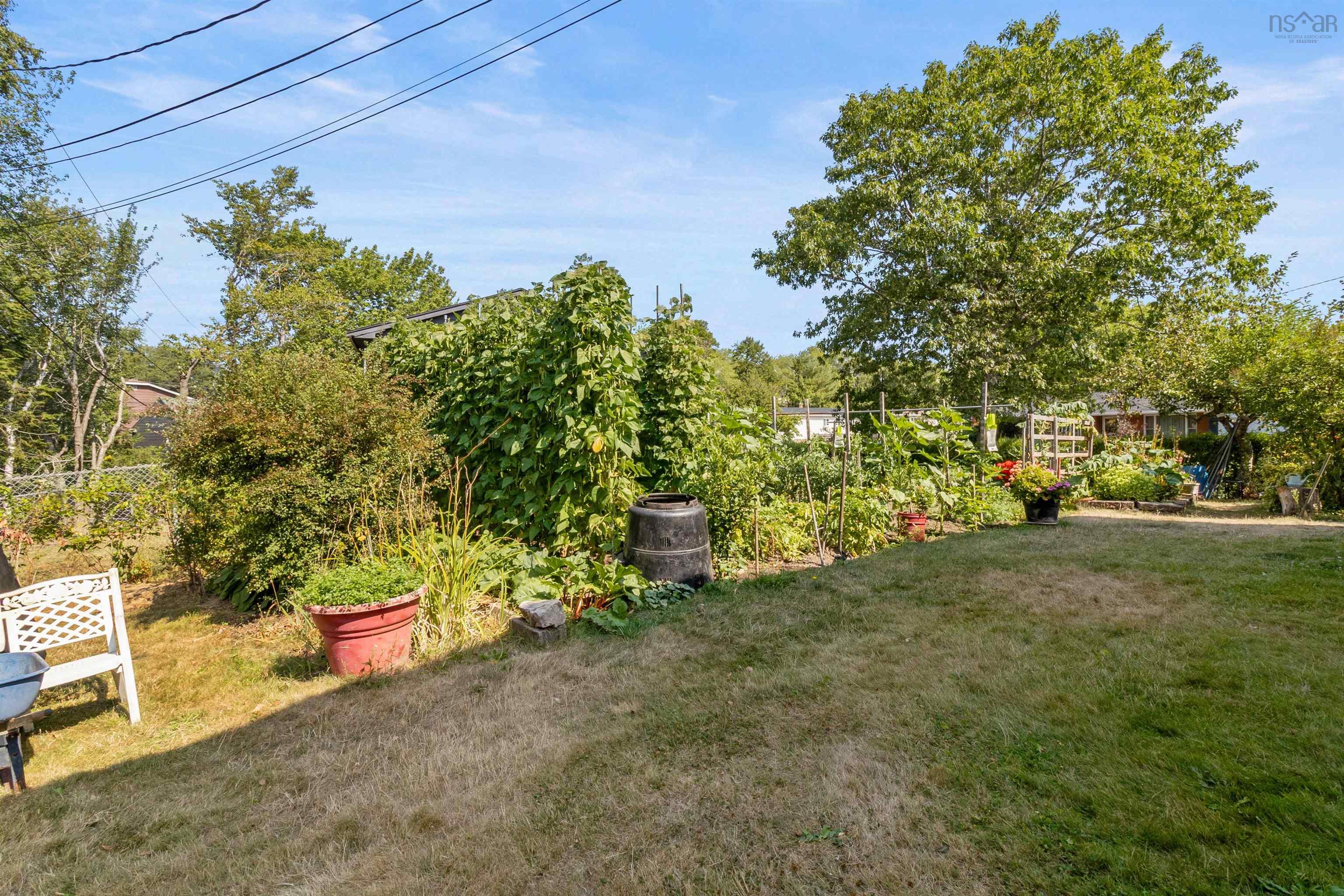22 Parmbelle, Halifax, NS, 5 Bedrooms Bedrooms, ,3 BathroomsBathrooms,Residential,For Sale,Parmbelle,202521353