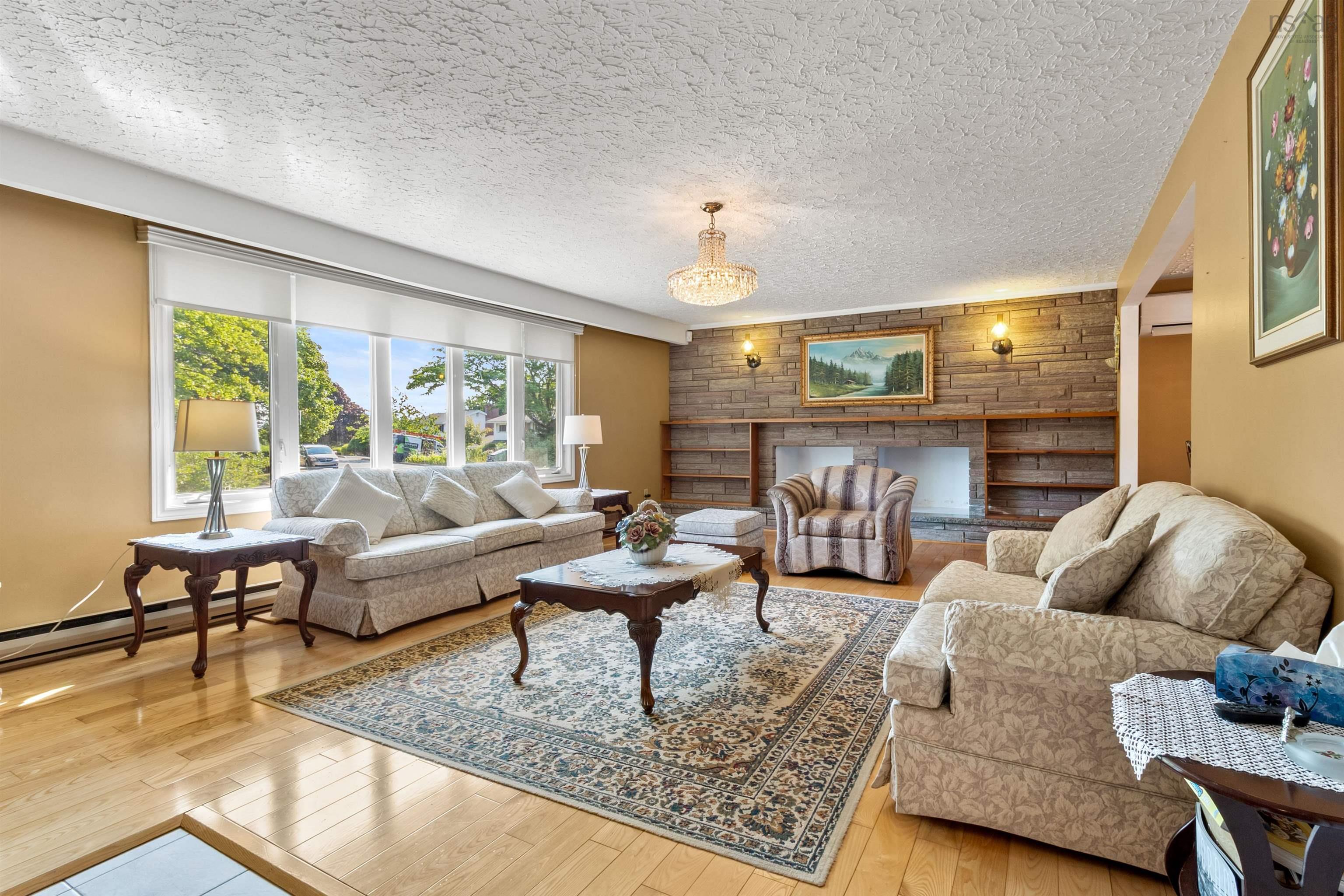 22 Parmbelle, Halifax, NS, 5 Bedrooms Bedrooms, ,3 BathroomsBathrooms,Residential,For Sale,Parmbelle,202521353