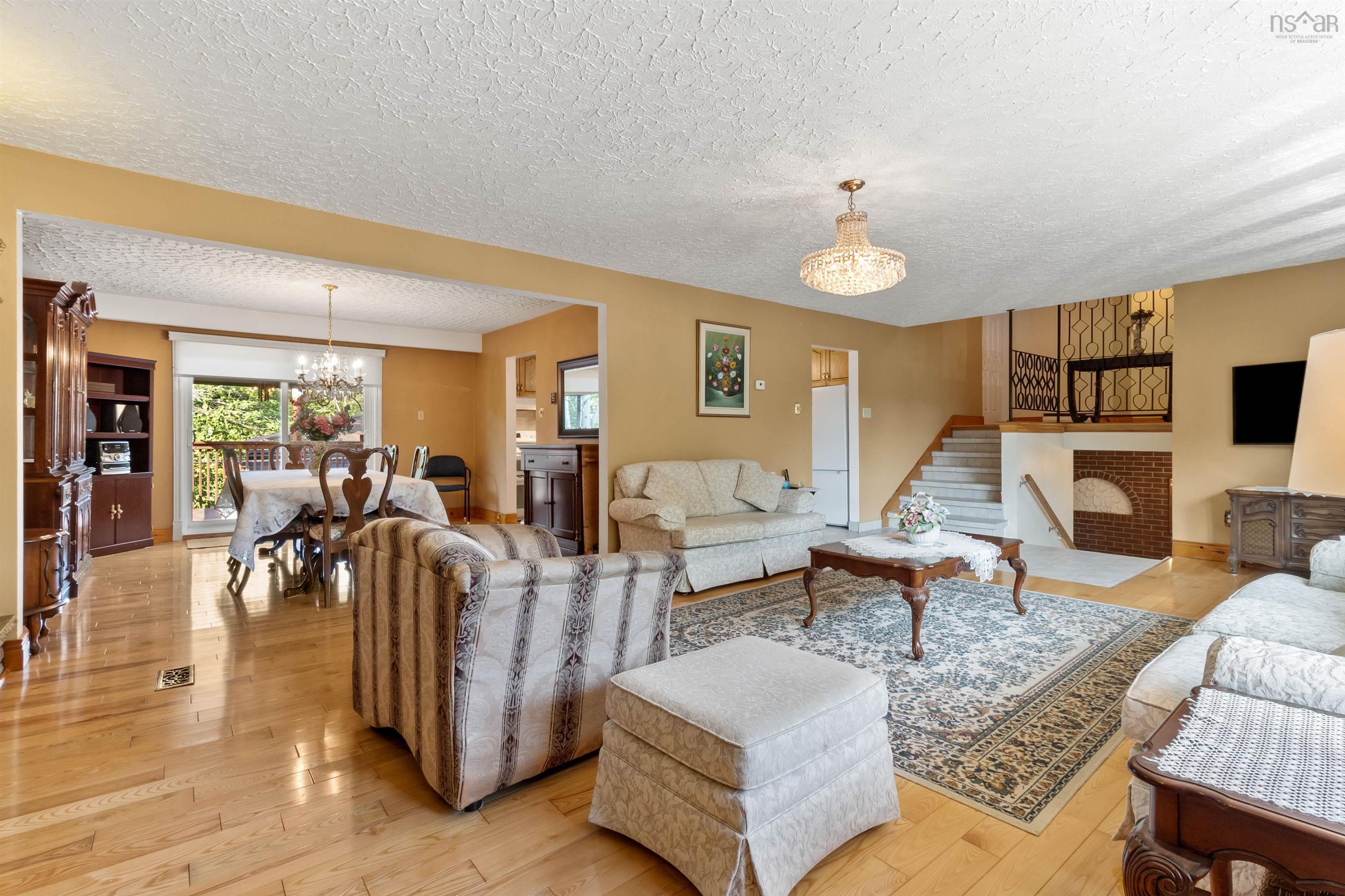22 Parmbelle, Halifax, NS, 5 Bedrooms Bedrooms, ,3 BathroomsBathrooms,Residential,For Sale,Parmbelle,202521353