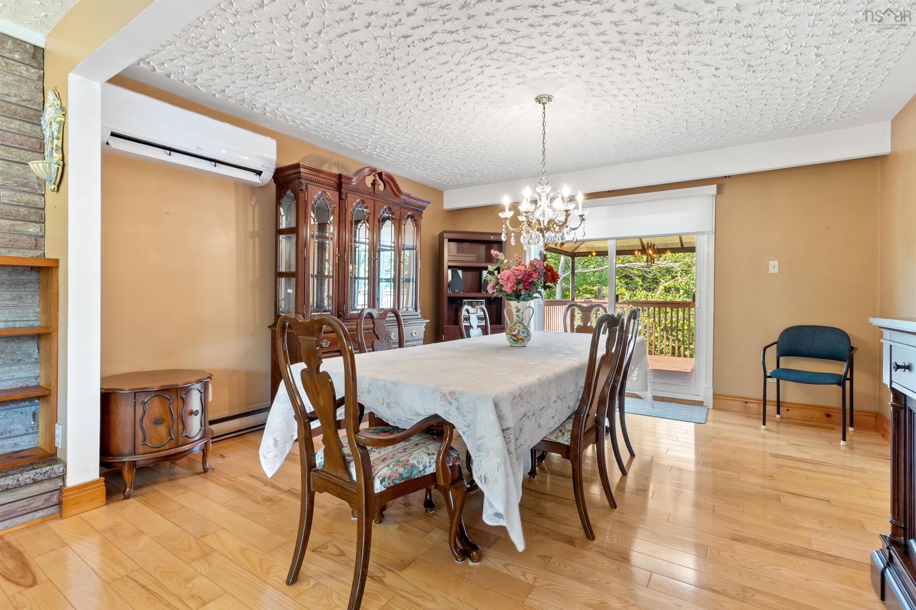 22 Parmbelle, Halifax, NS, 5 Bedrooms Bedrooms, ,3 BathroomsBathrooms,Residential,For Sale,Parmbelle,202521353
