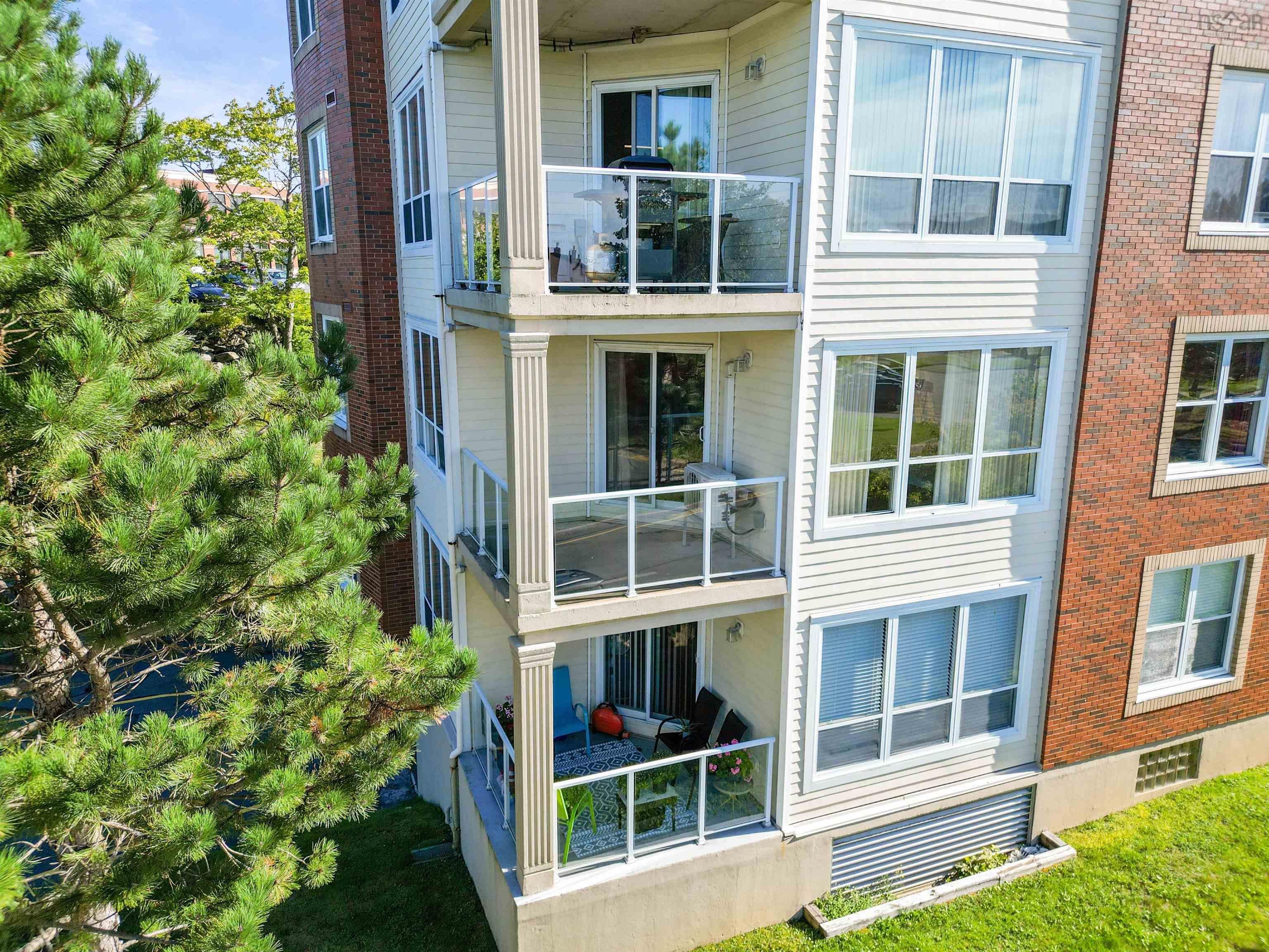 621 Portland Hills, Dartmouth, NS, 2 Bedrooms Bedrooms, ,2 BathroomsBathrooms,Residential,For Sale,Portland Hills,202523356