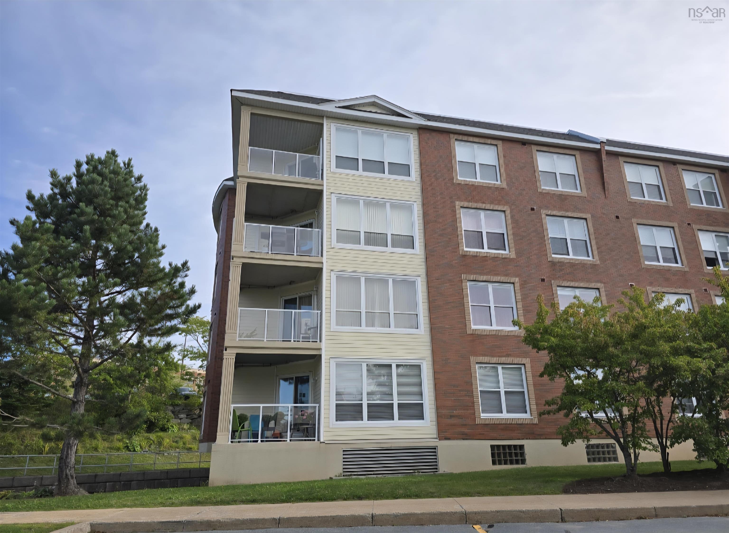 621 Portland Hills, Dartmouth, NS, 2 Bedrooms Bedrooms, ,2 BathroomsBathrooms,Residential,For Sale,Portland Hills,202523356