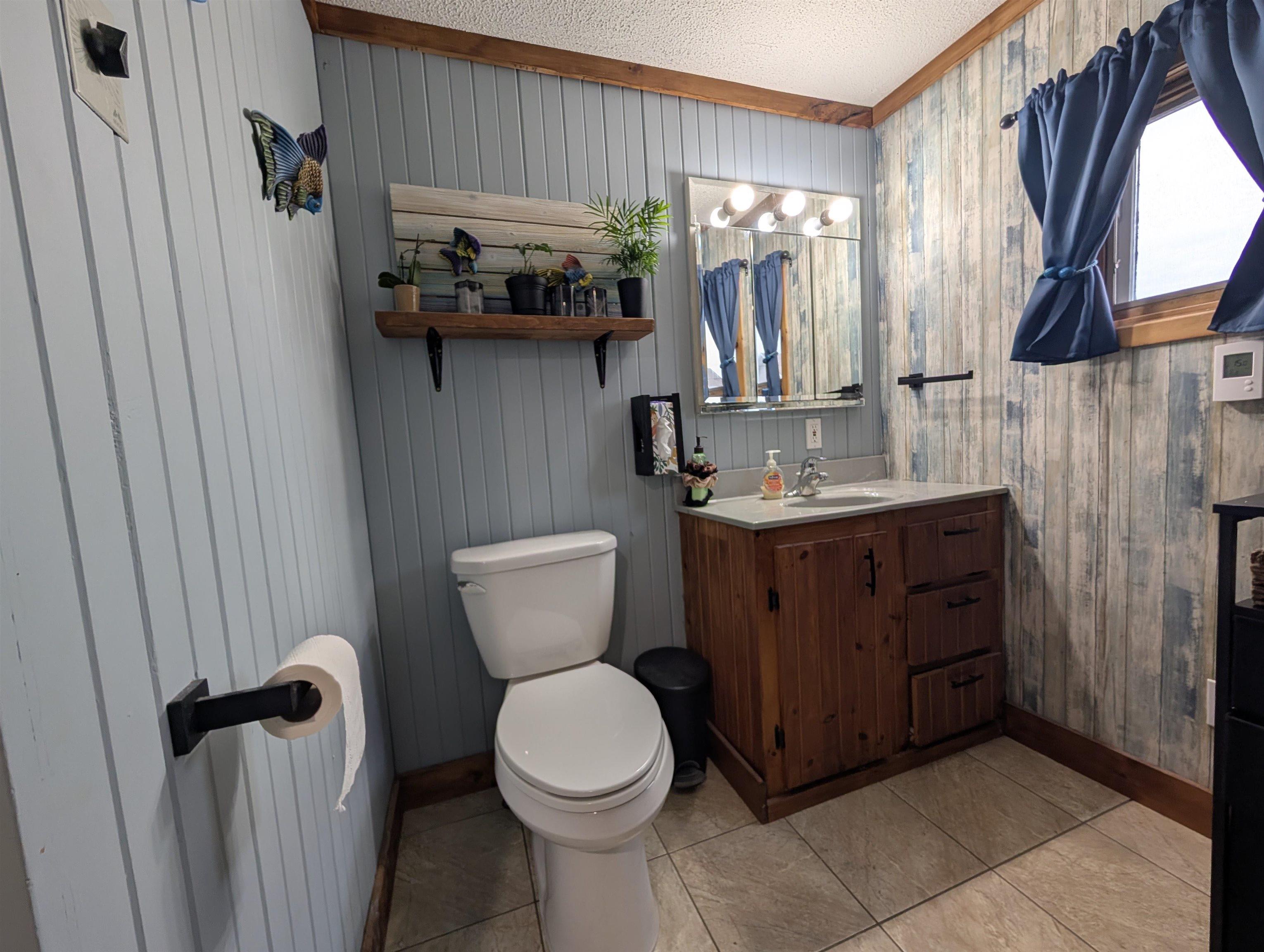 637 Highway 335, West Pubnico, NS, 3 Bedrooms Bedrooms, ,2 BathroomsBathrooms,Residential,For Sale,Highway 335,202525787