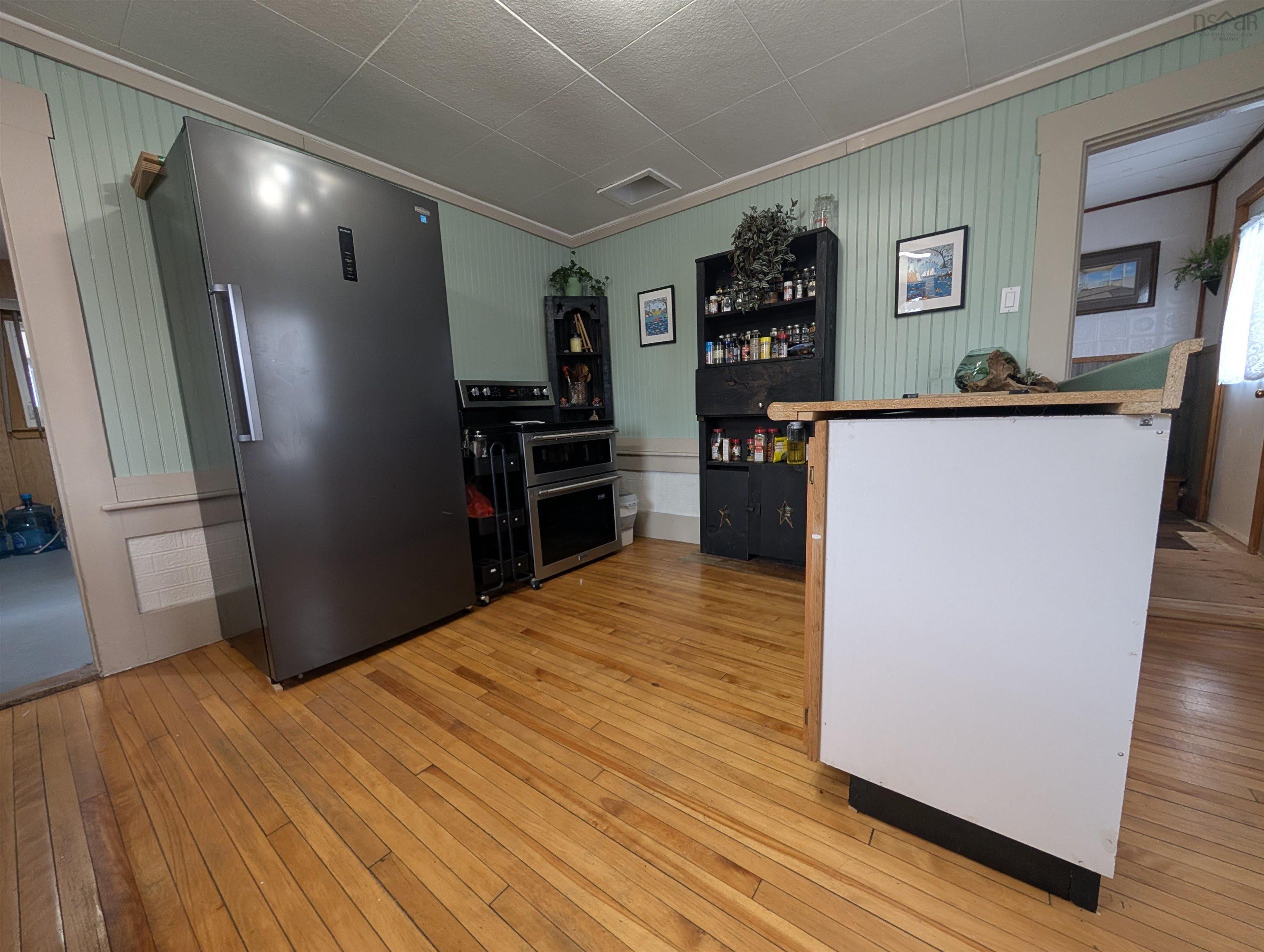 637 Highway 335, West Pubnico, NS, 3 Bedrooms Bedrooms, ,2 BathroomsBathrooms,Residential,For Sale,Highway 335,202525787