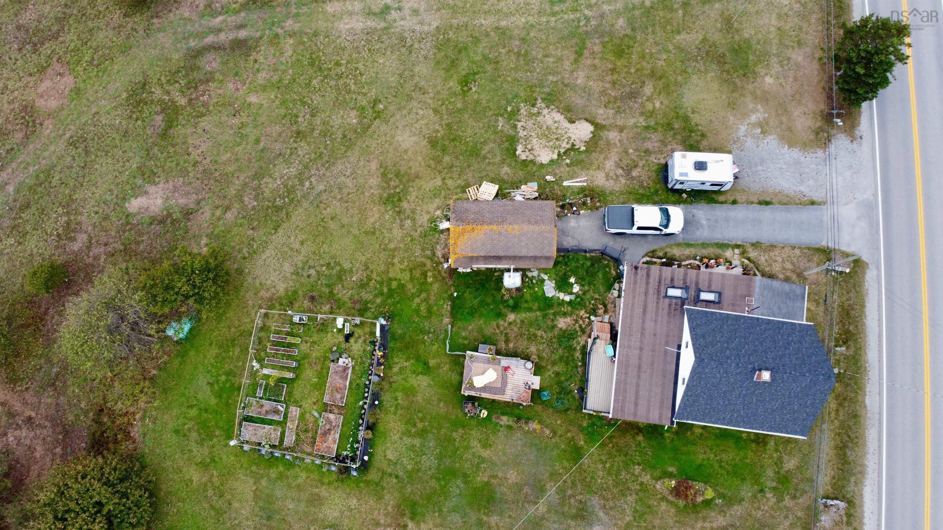 637 Highway 335, West Pubnico, NS, 3 Bedrooms Bedrooms, ,2 BathroomsBathrooms,Residential,For Sale,Highway 335,202525787