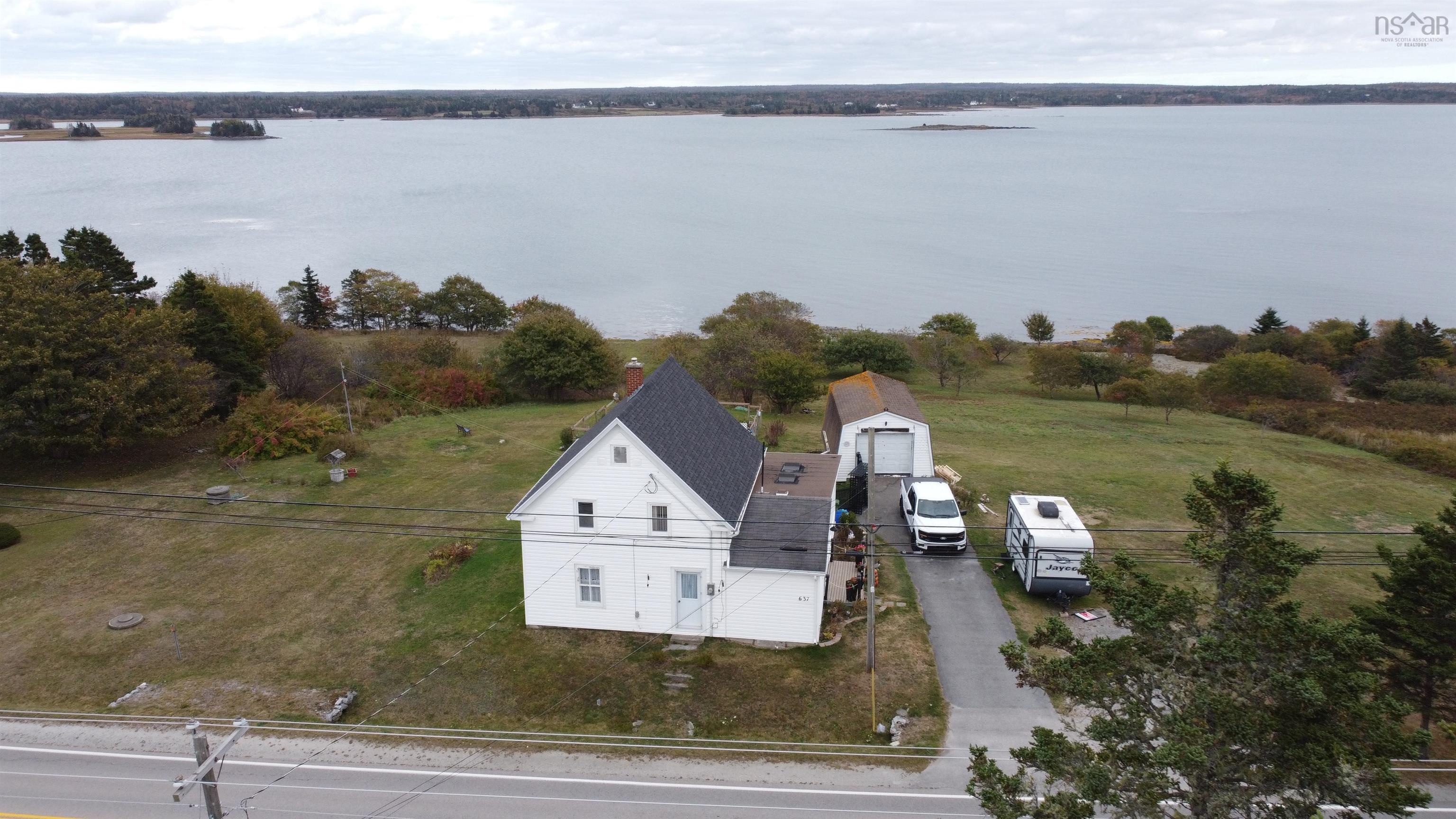 637 Highway 335, West Pubnico, NS, 3 Bedrooms Bedrooms, ,2 BathroomsBathrooms,Residential,For Sale,Highway 335,202525787