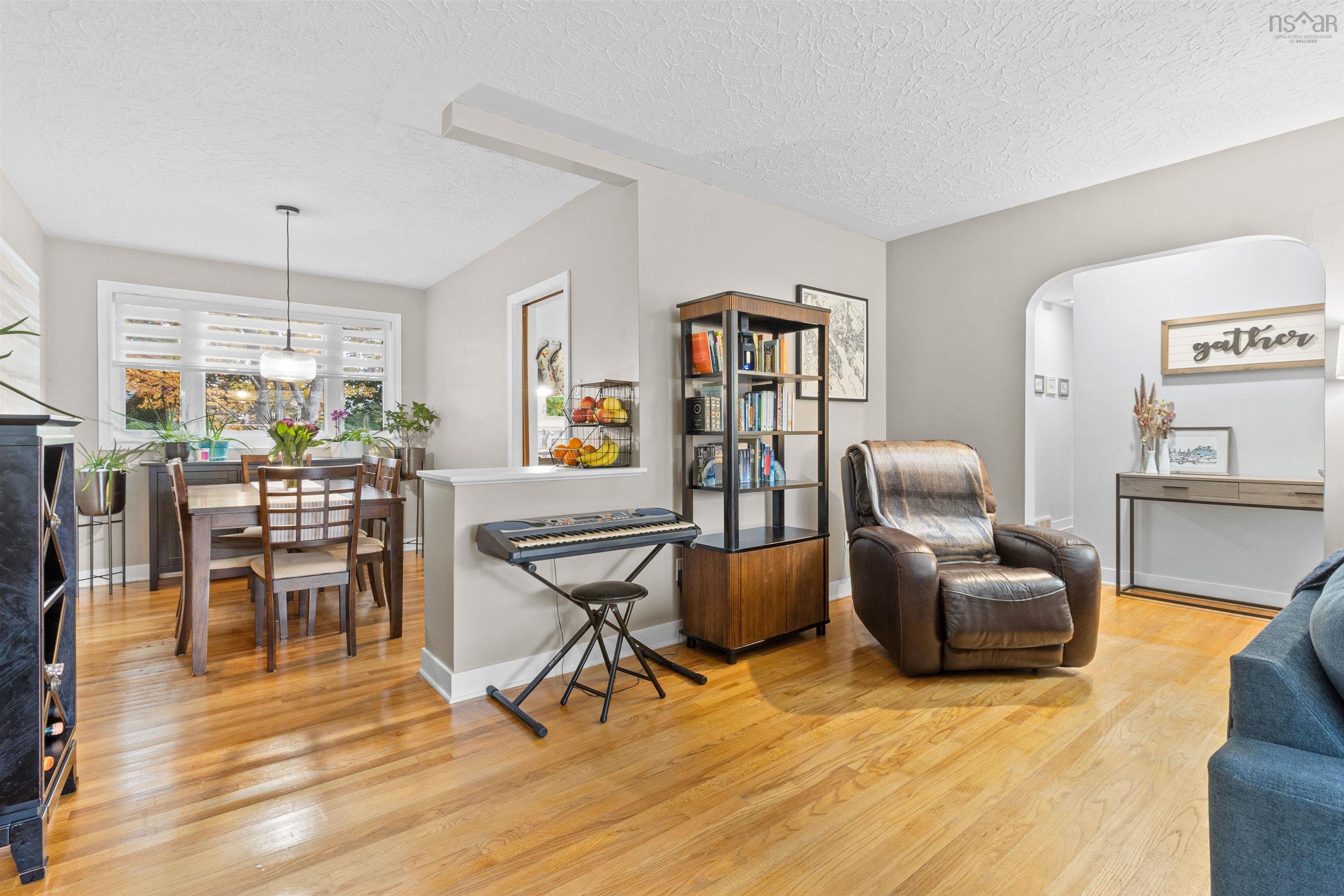 15 Laurier, Dartmouth, NS, 3 Bedrooms Bedrooms, ,2 BathroomsBathrooms,Residential,For Sale,Laurier,202526391