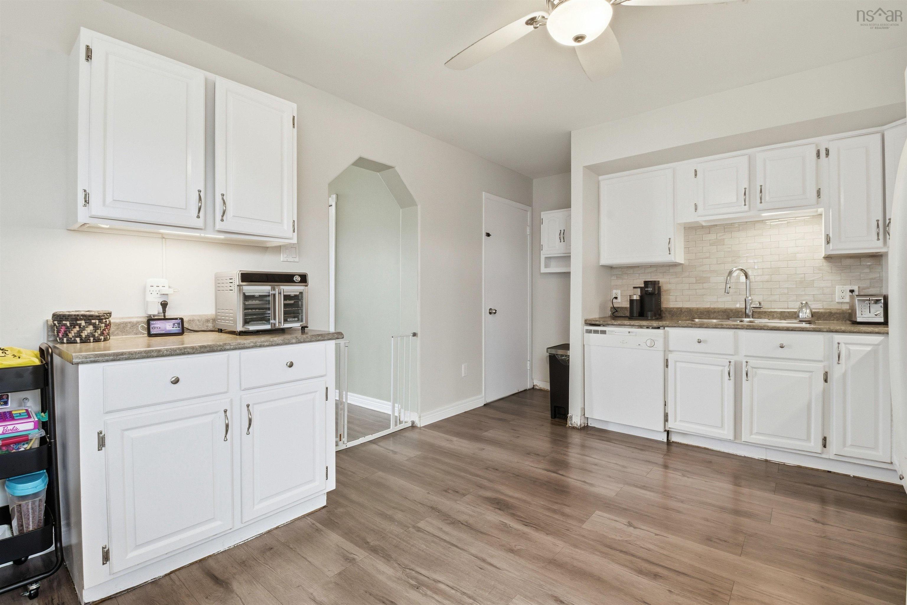 50 Amaranth, Dartmouth, NS, 4 Bedrooms Bedrooms, ,1 BathroomBathrooms,Residential,For Sale,Amaranth,202529062