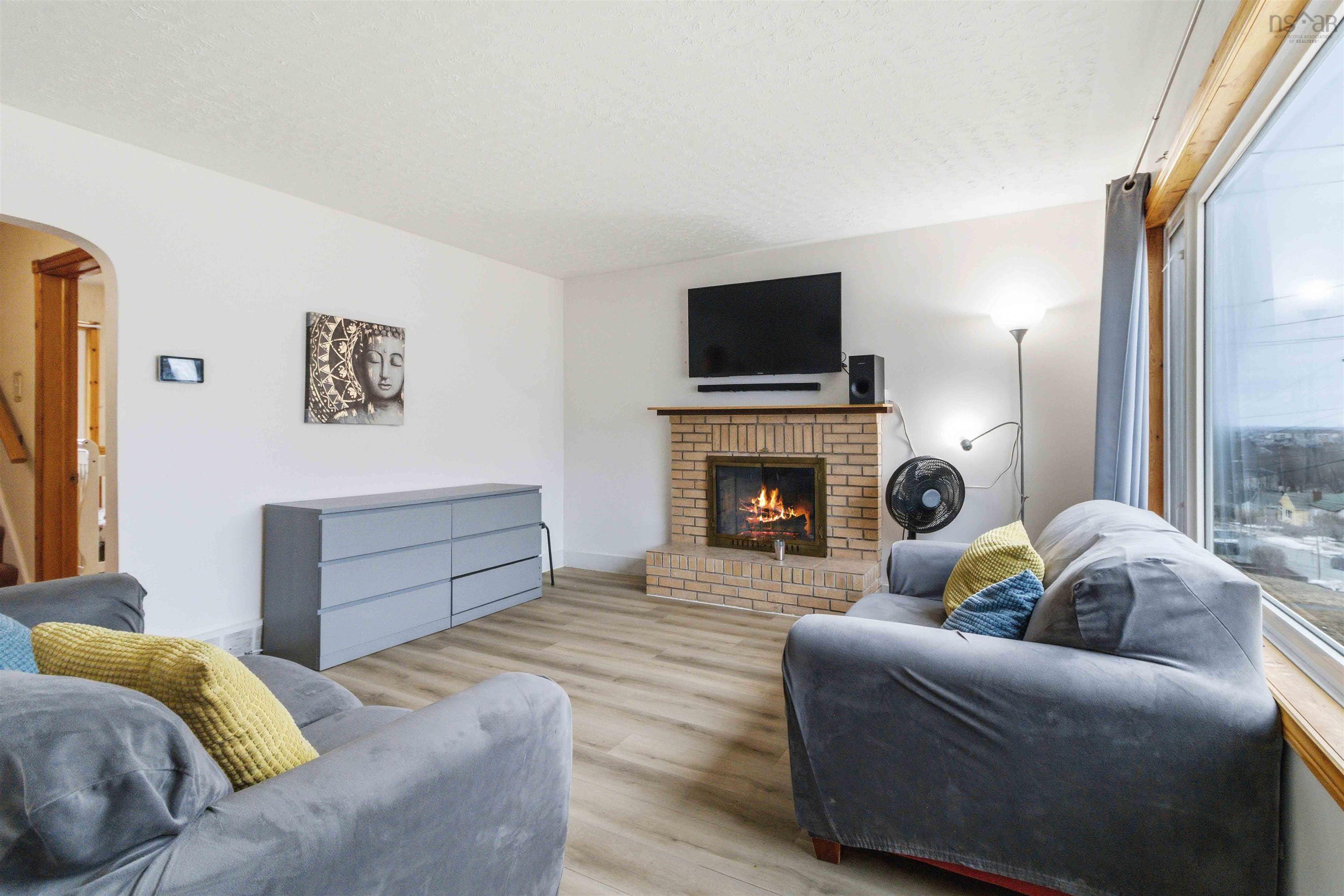 24 Auburn Avenue, Halifax, NS, 4 Bedrooms Bedrooms, ,2 BathroomsBathrooms,Residential,For Sale,Auburn Avenue,202604430