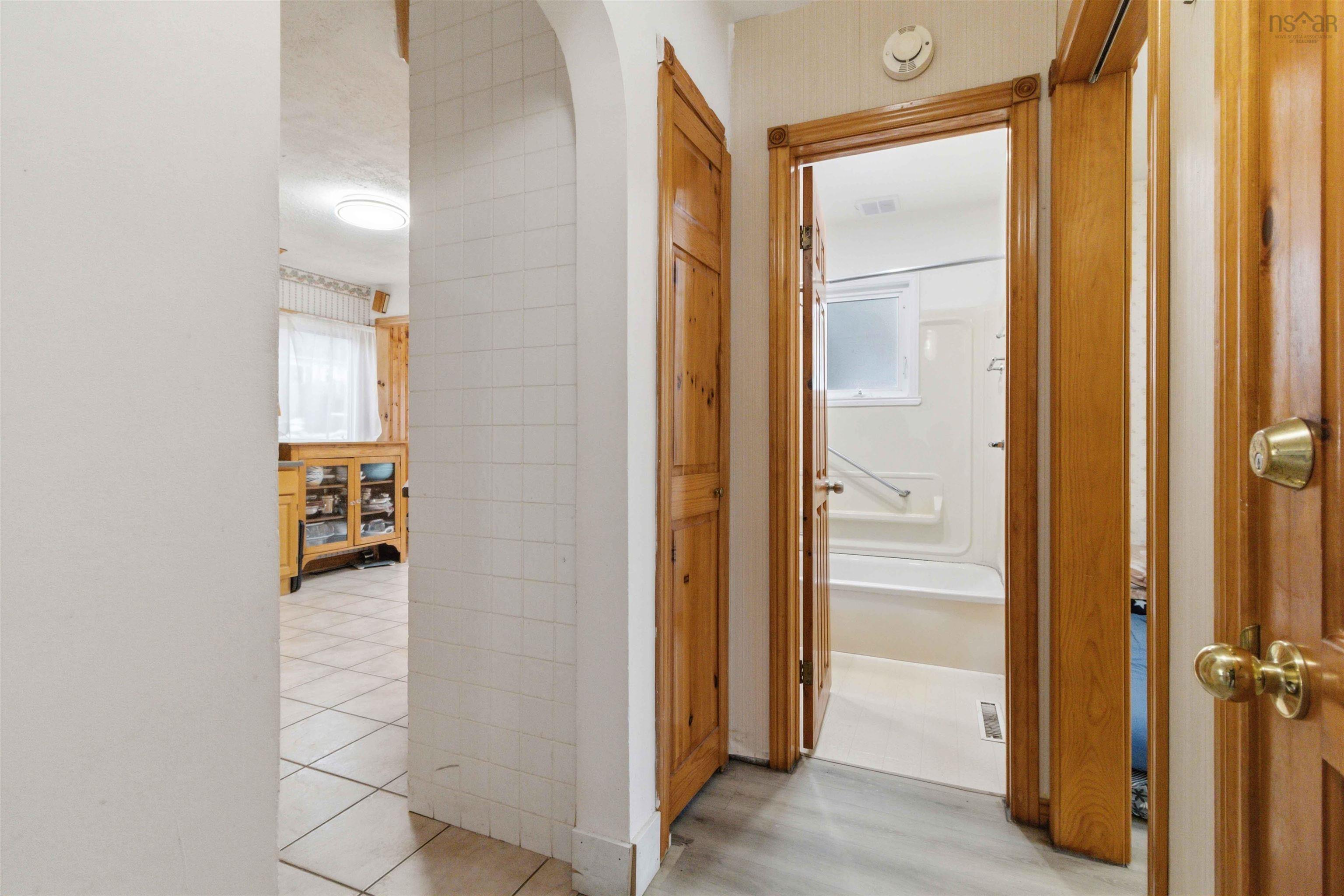 24 Auburn Avenue, Halifax, NS, 4 Bedrooms Bedrooms, ,2 BathroomsBathrooms,Residential,For Sale,Auburn Avenue,202604430