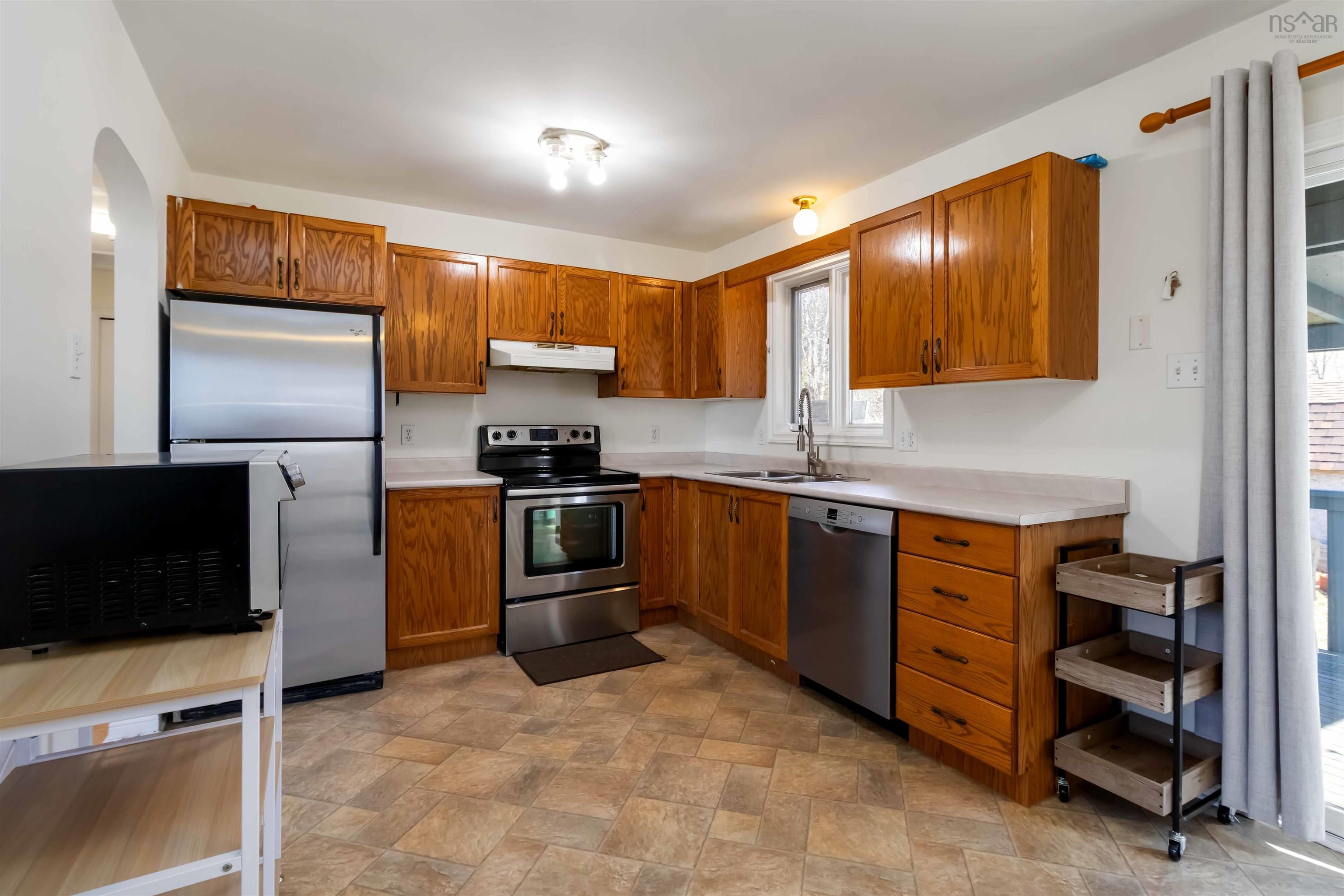 606 Caldwell Road, Cole Harbour, NS, 3 Bedrooms Bedrooms, ,2 BathroomsBathrooms,Residential,For Sale,Caldwell Road,202606118