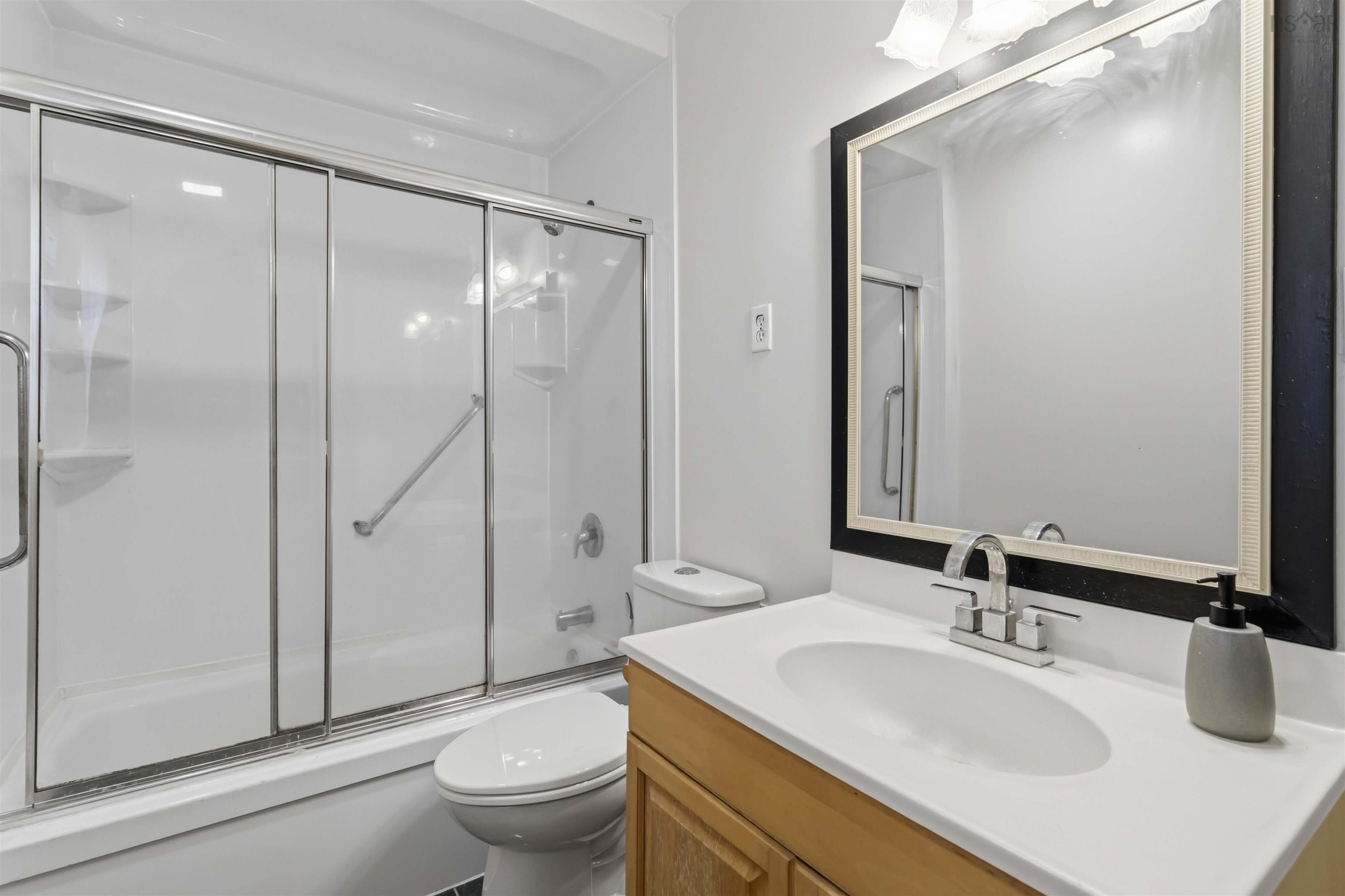 28 Osborne Avenue, Woodside, NS, 3 Bedrooms Bedrooms, ,2 BathroomsBathrooms,Residential,For Sale,Osborne Avenue,202608886