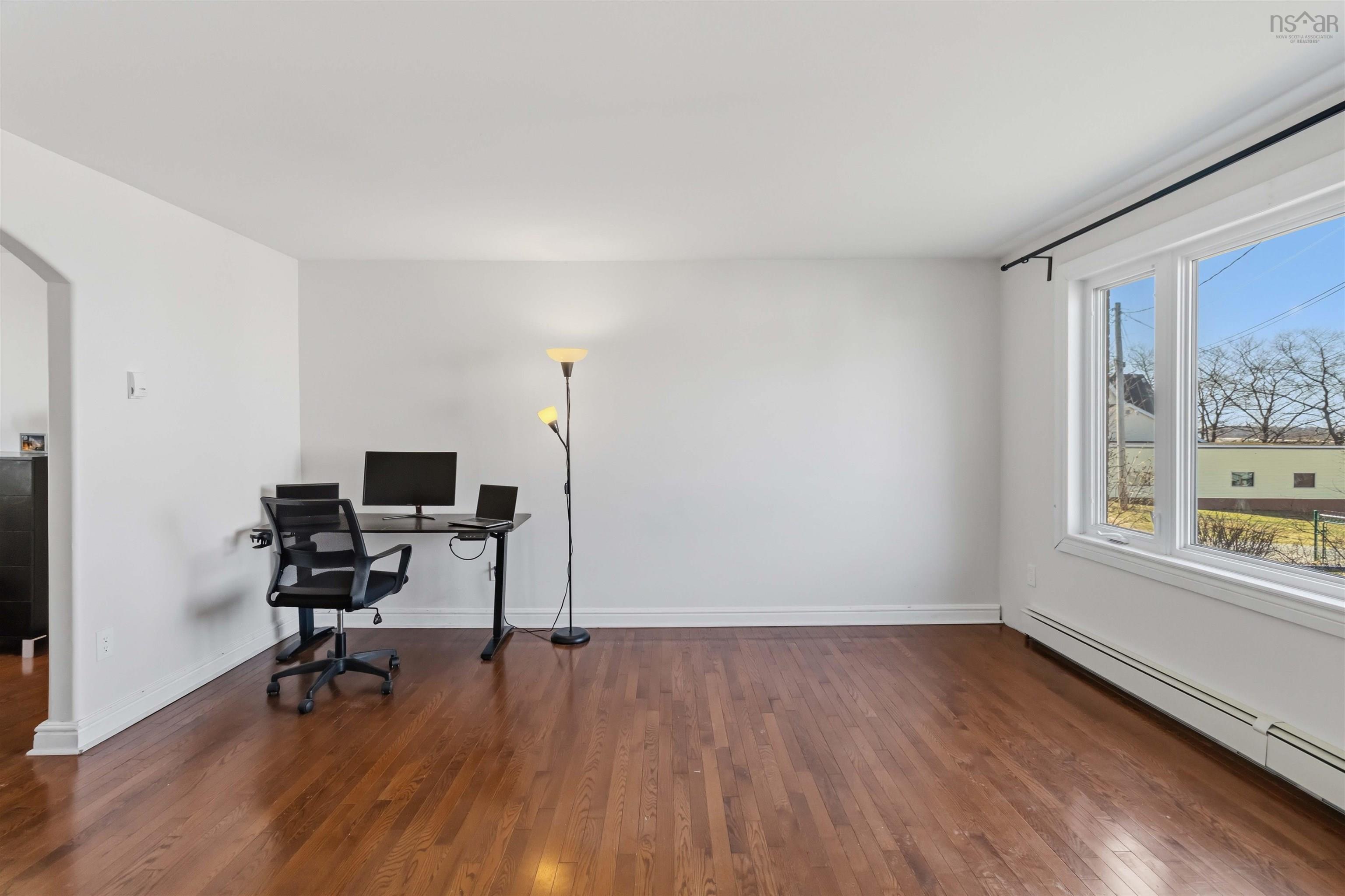 28 Osborne Avenue, Woodside, NS, 3 Bedrooms Bedrooms, ,2 BathroomsBathrooms,Residential,For Sale,Osborne Avenue,202608886