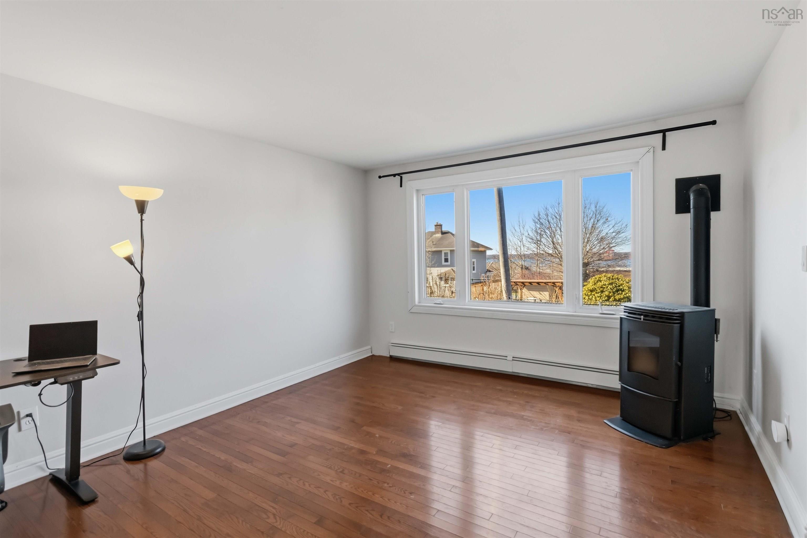 28 Osborne Avenue, Woodside, NS, 3 Bedrooms Bedrooms, ,2 BathroomsBathrooms,Residential,For Sale,Osborne Avenue,202608886