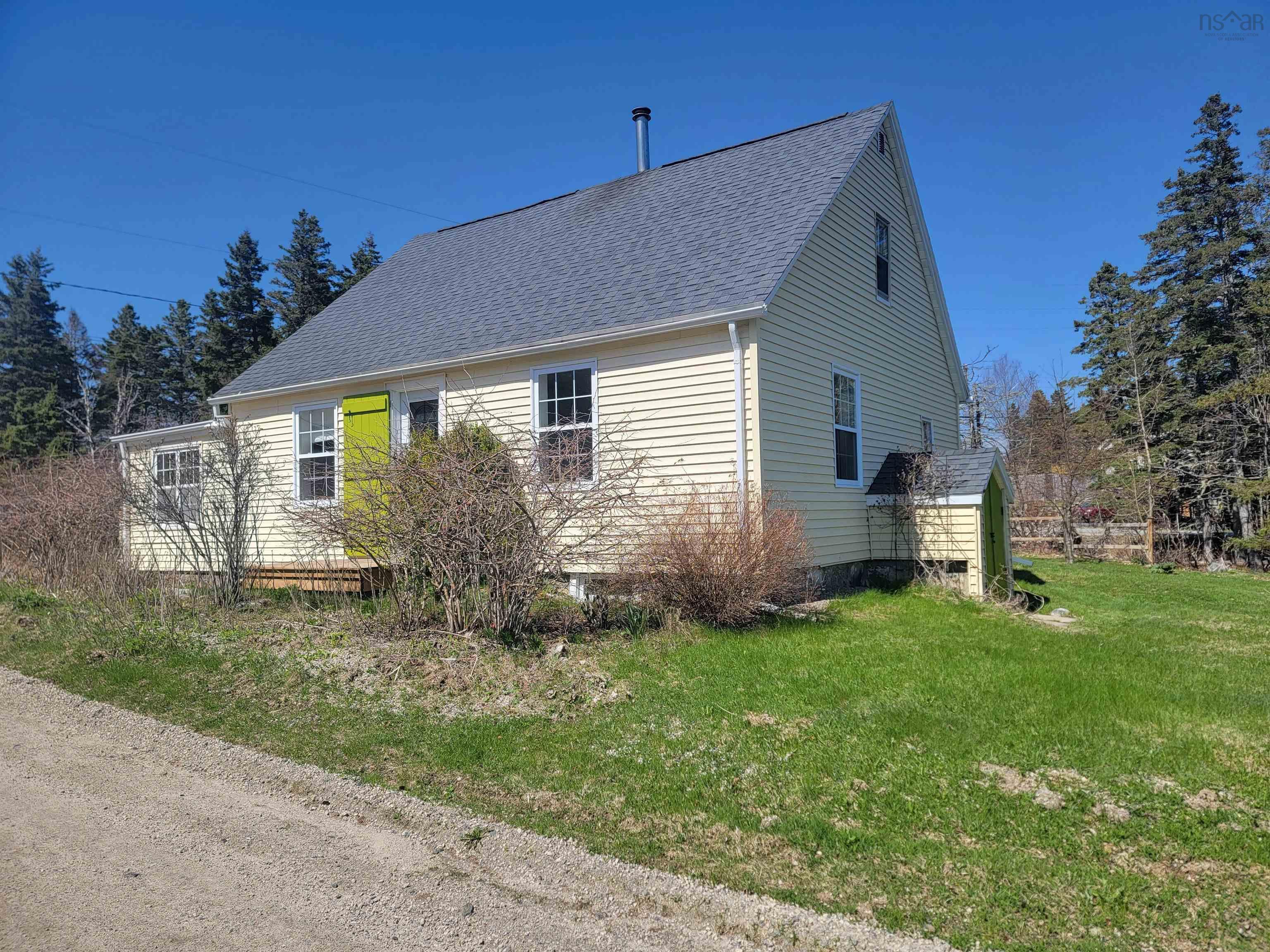 39 Publicover, Blandford, NS, 3 Bedrooms Bedrooms, ,1 BathroomBathrooms,Residential,For Sale,Publicover,202610606