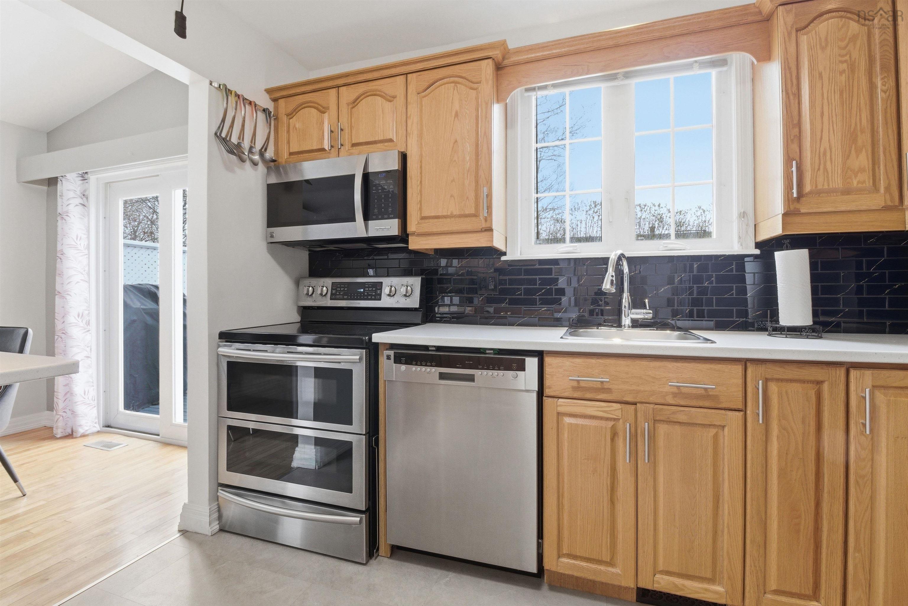 124 Gourok, Dartmouth, NS, 3 Bedrooms Bedrooms, ,2 BathroomsBathrooms,Residential,For Sale,Gourok,202611693