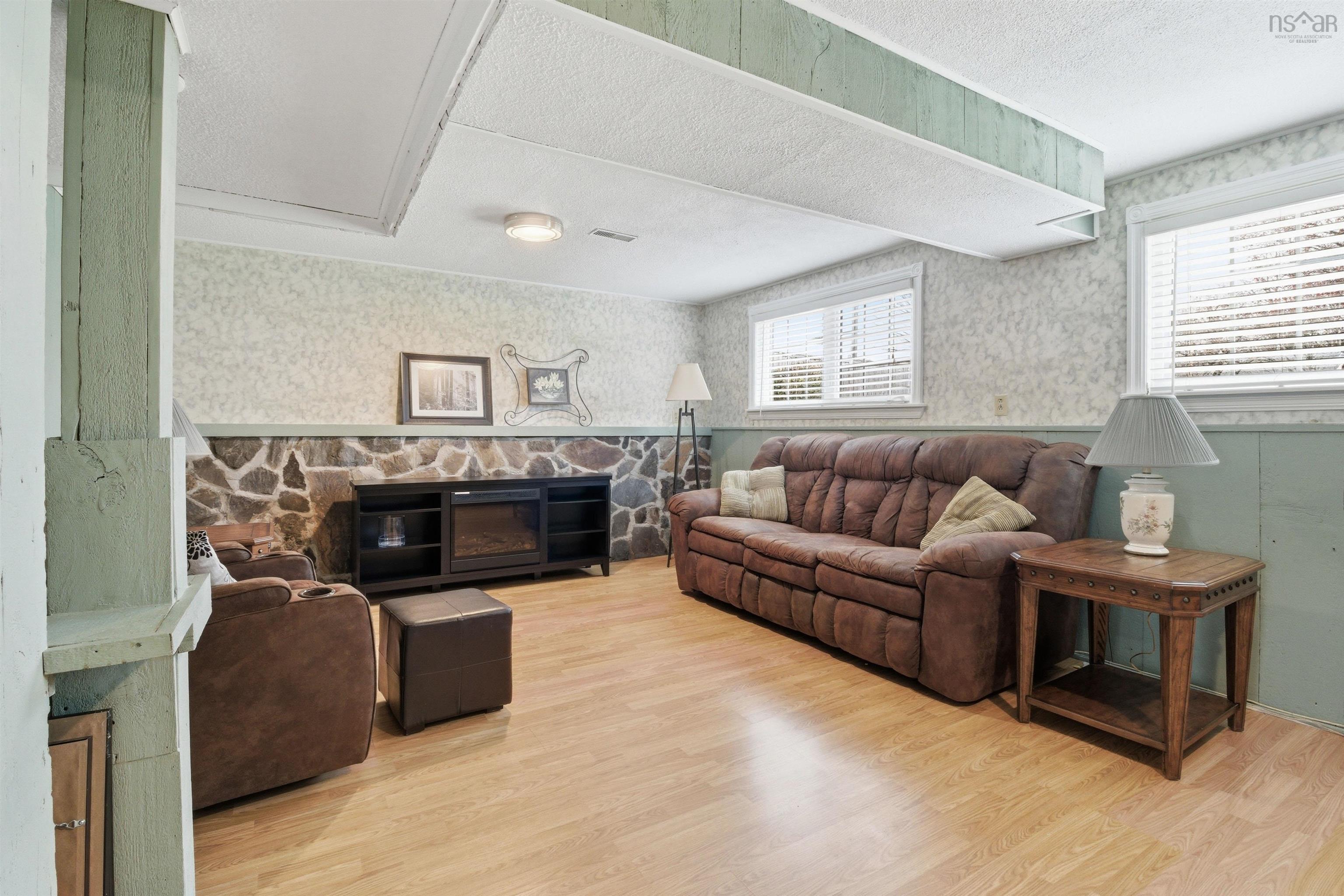 124 Gourok, Dartmouth, NS, 3 Bedrooms Bedrooms, ,2 BathroomsBathrooms,Residential,For Sale,Gourok,202611693