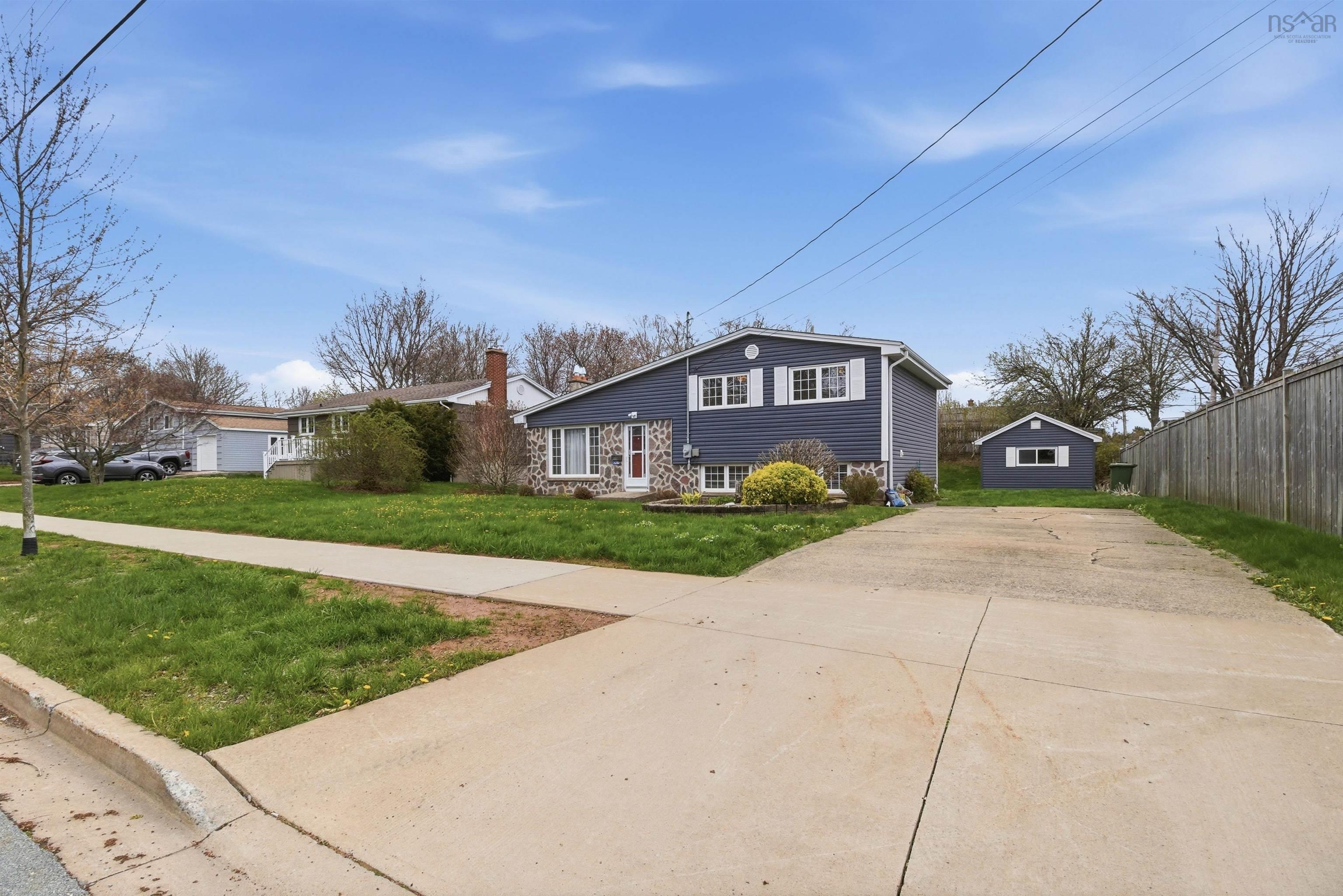 124 Gourok, Dartmouth, NS, 3 Bedrooms Bedrooms, ,2 BathroomsBathrooms,Residential,For Sale,Gourok,202611693