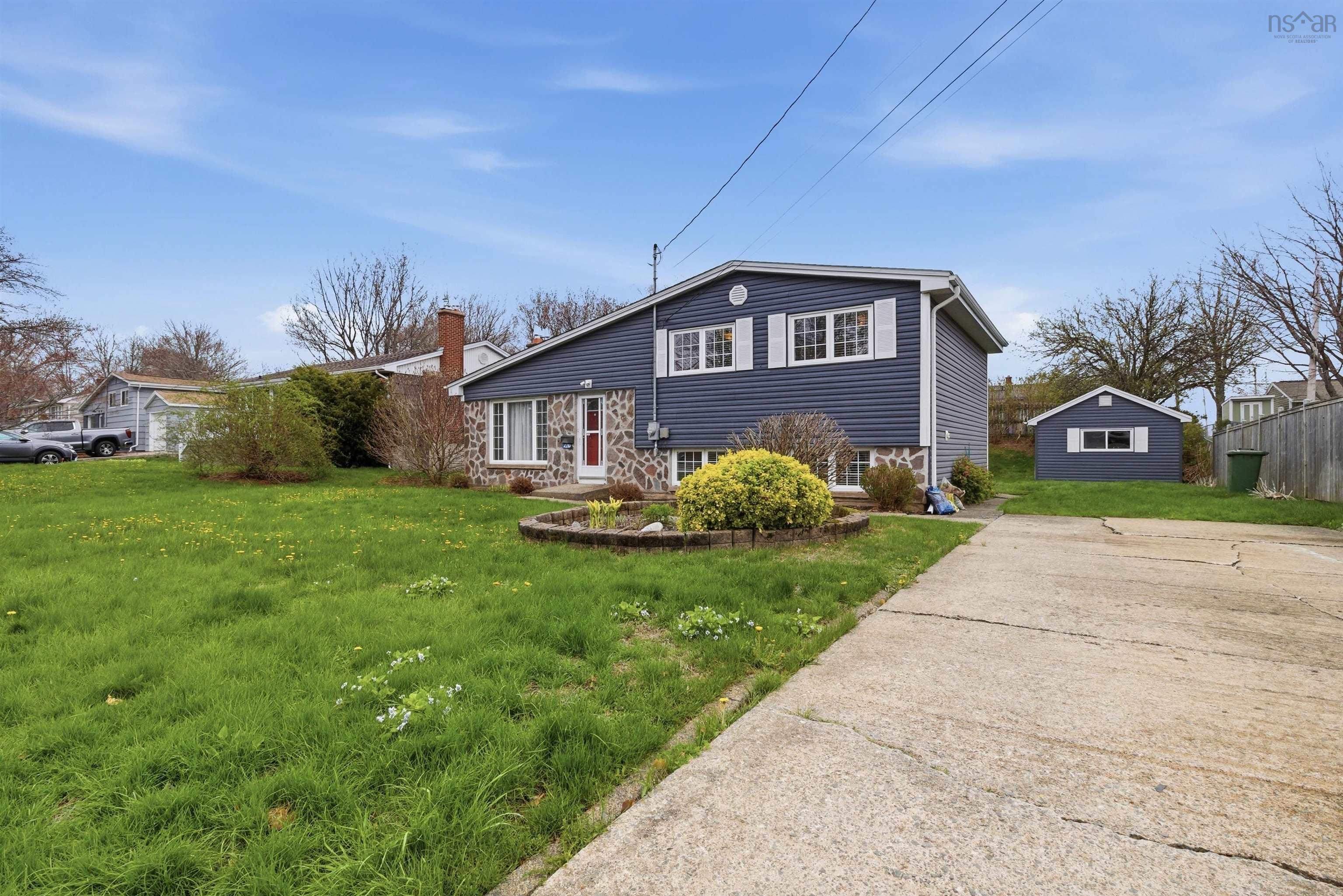 124 Gourok, Dartmouth, NS, 3 Bedrooms Bedrooms, ,2 BathroomsBathrooms,Residential,For Sale,Gourok,202611693