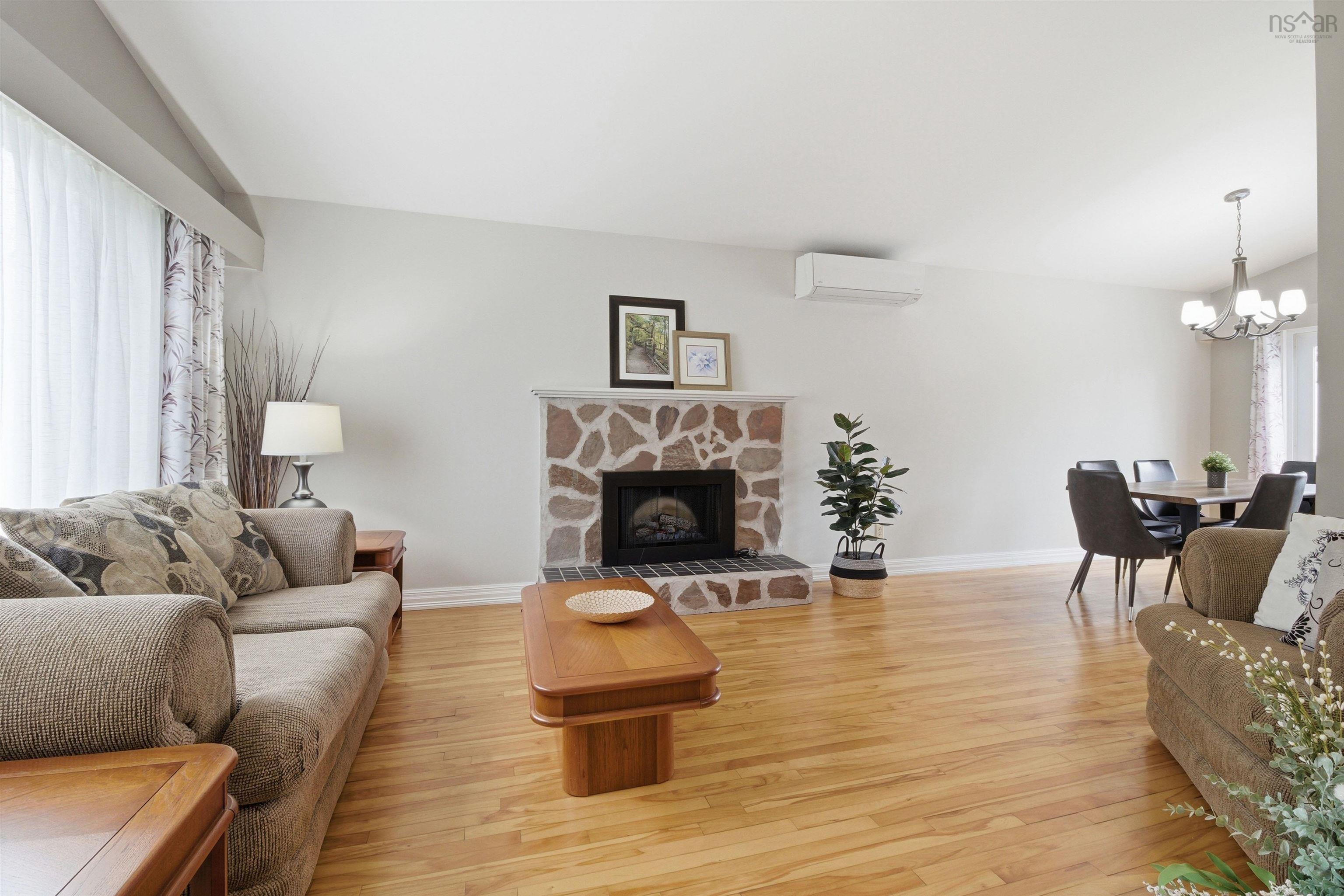 124 Gourok, Dartmouth, NS, 3 Bedrooms Bedrooms, ,2 BathroomsBathrooms,Residential,For Sale,Gourok,202611693