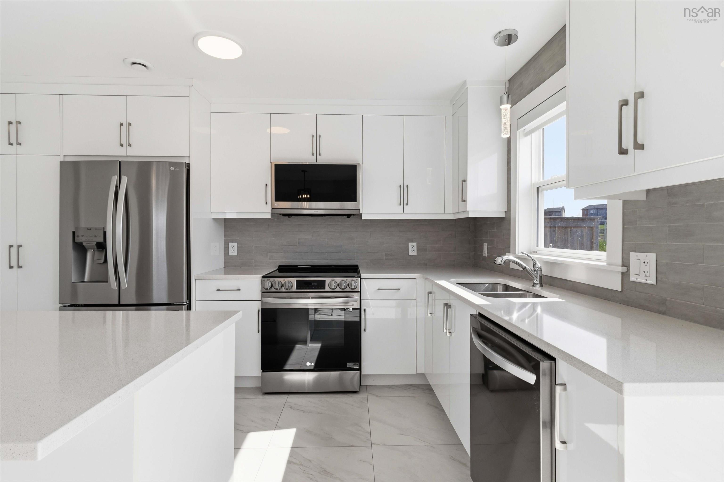 88 Flatrock Crescent, Beechville, NS, 3 Bedrooms Bedrooms, ,4 BathroomsBathrooms,Residential,For Sale,Flatrock Crescent,202611804