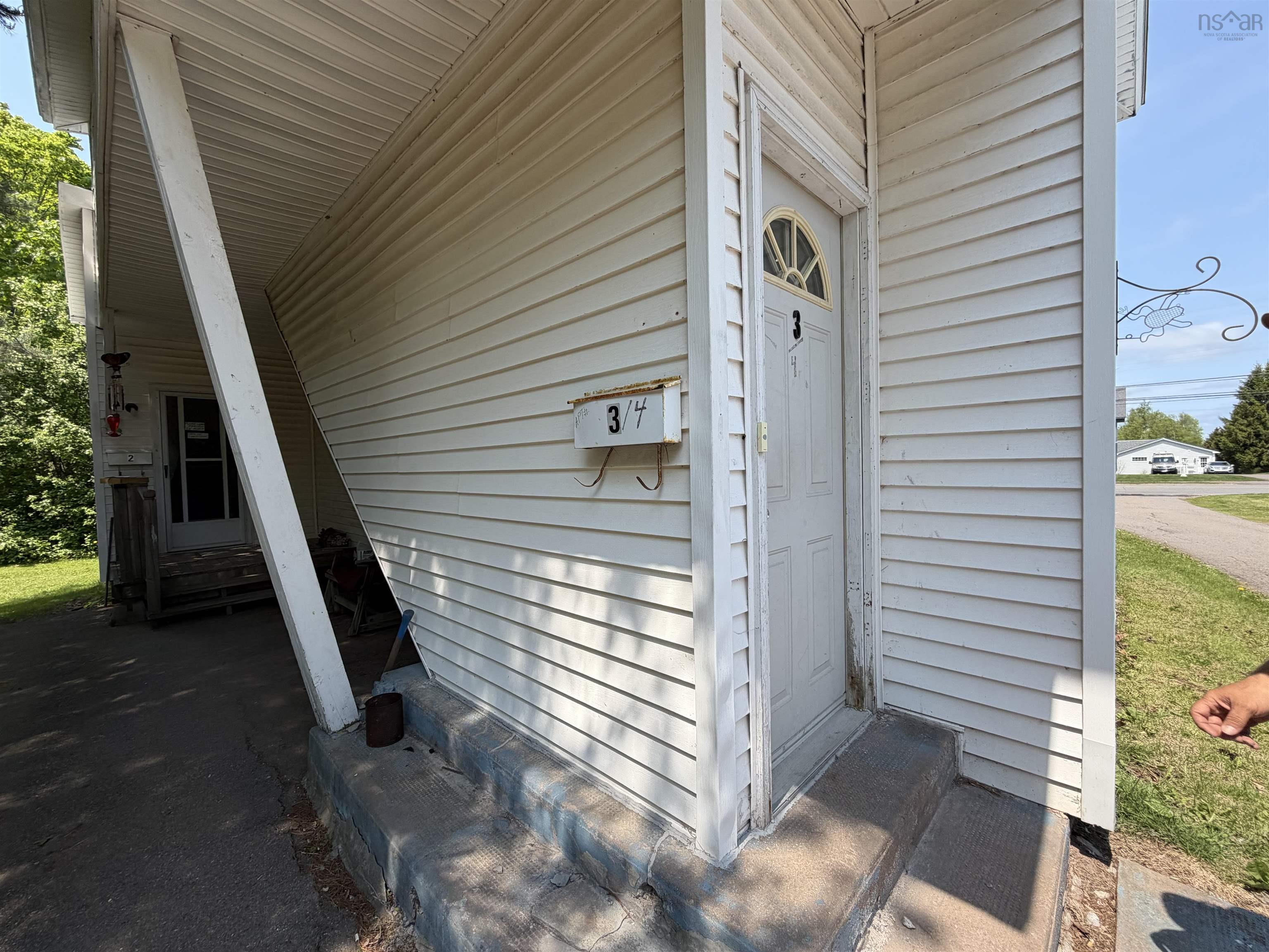 98 Victoria, Amherst, NS, ,Multi-unit,For Sale,Victoria,202615286