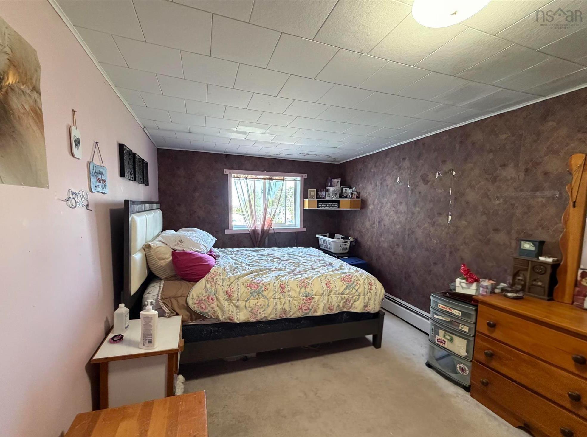 98 Victoria, Amherst, NS, ,Multi-unit,For Sale,Victoria,202615286