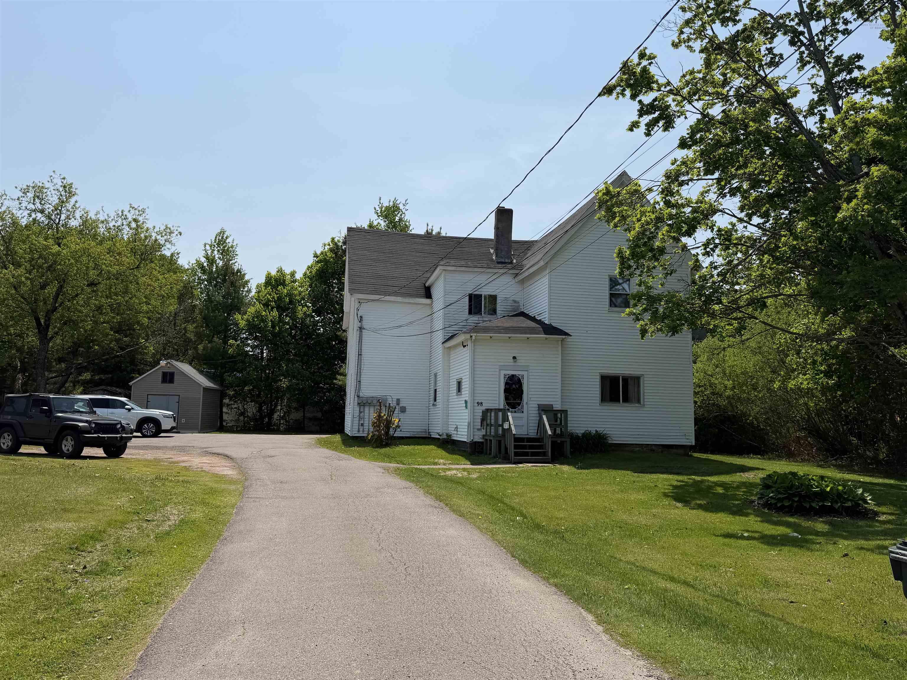 98 Victoria, Amherst, NS, ,Multi-unit,For Sale,Victoria,202615286
