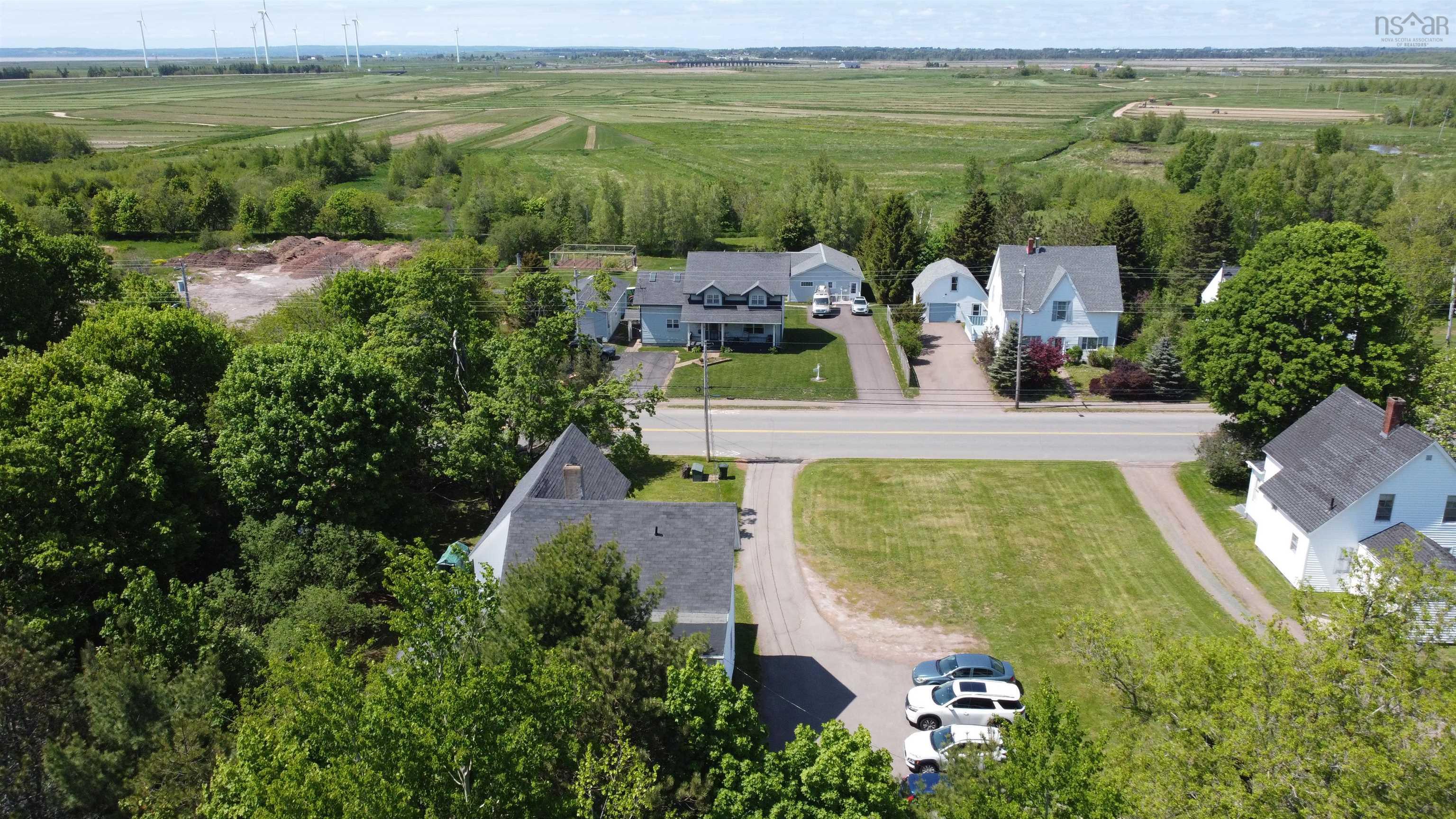 98 Victoria, Amherst, NS, ,Multi-unit,For Sale,Victoria,202615286