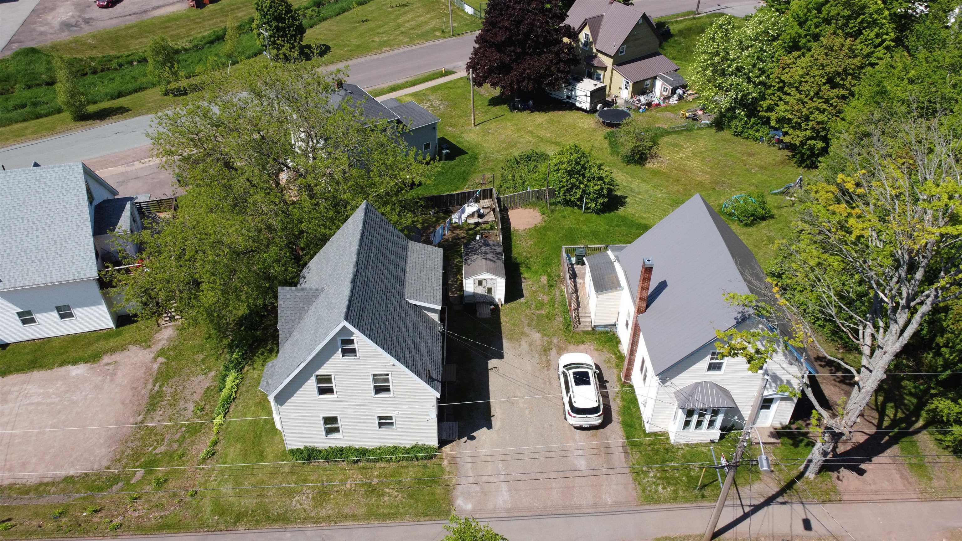 8 East Pleasant, Amherst, NS, ,Multi-unit,For Sale,East Pleasant,202615287