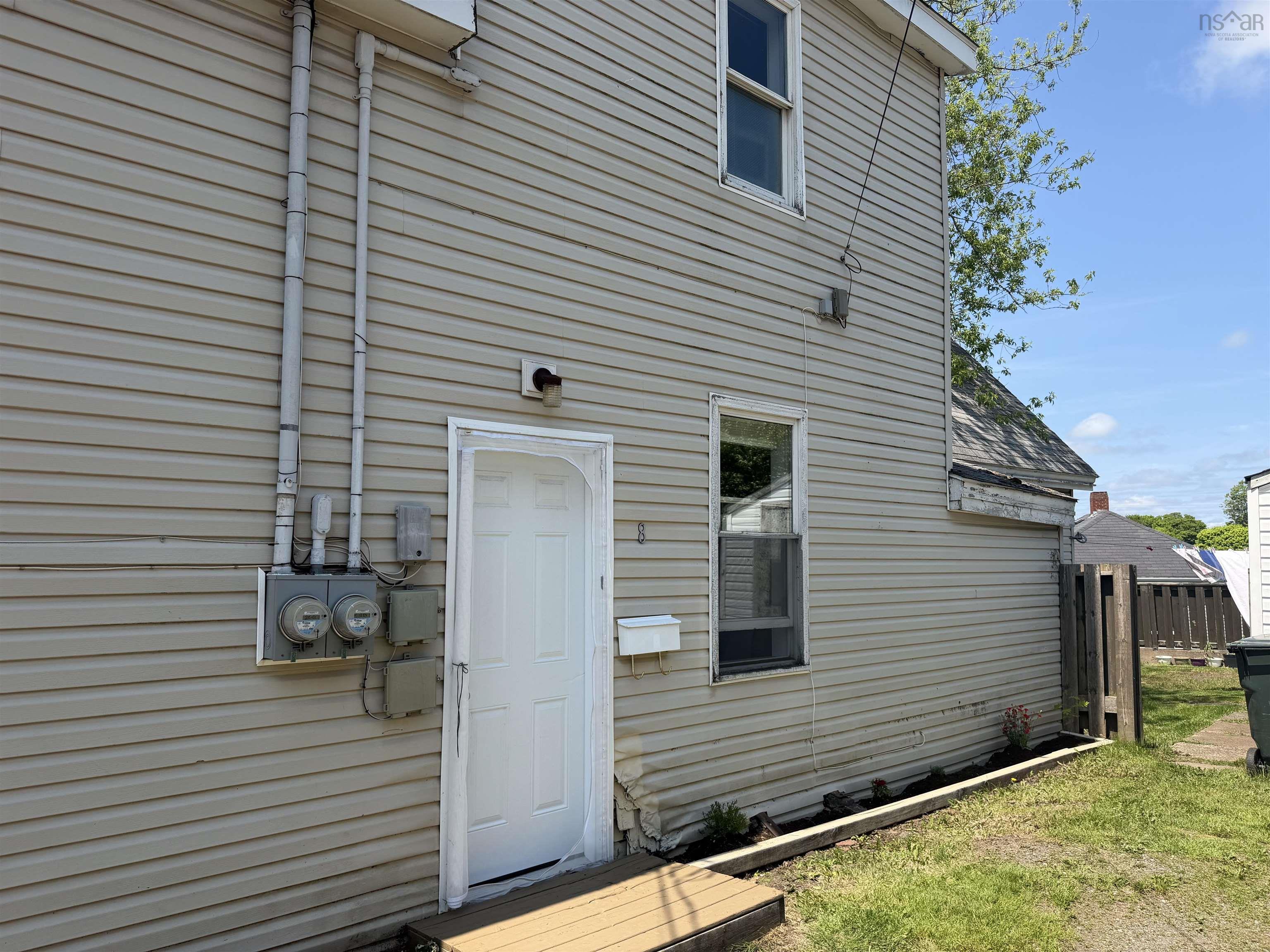8 East Pleasant, Amherst, NS, ,Multi-unit,For Sale,East Pleasant,202615287